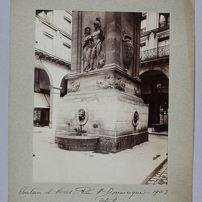 Photo de Église Saint-Pierre-du-Gros-Caillou à Paris