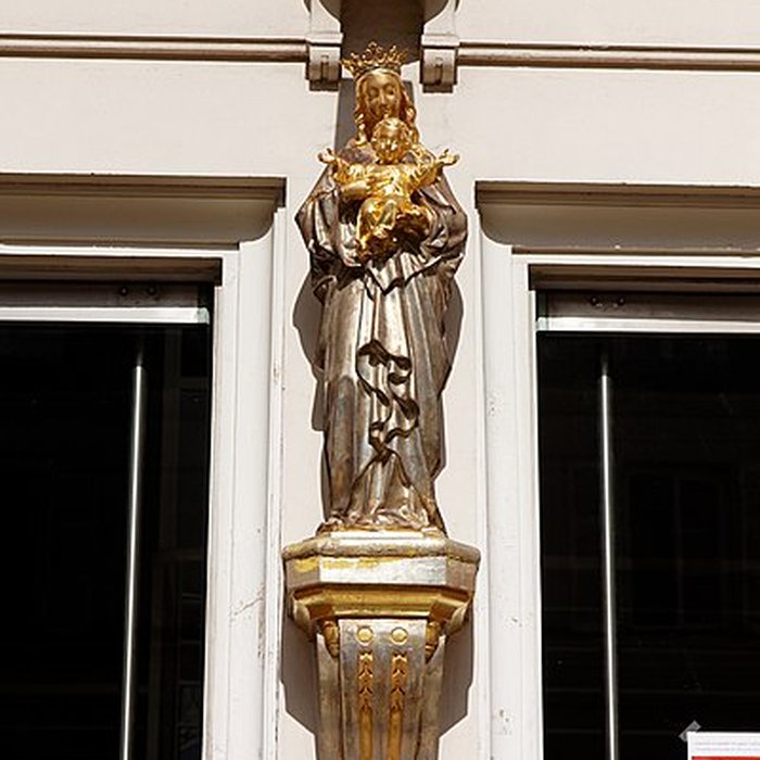 Photo de Église Saint-Pierre-du-Gros-Caillou à Paris