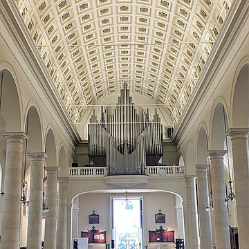 Église Saint-Pierre-du-Gros-Caillou à Paris