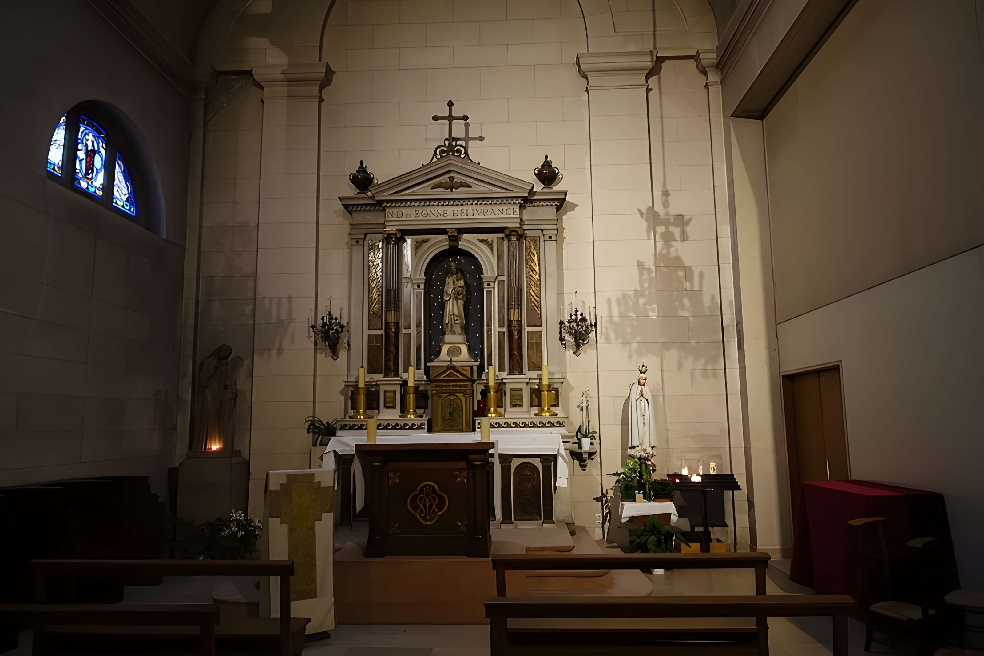Église Saint-Pierre-du-Gros-Caillou à Paris