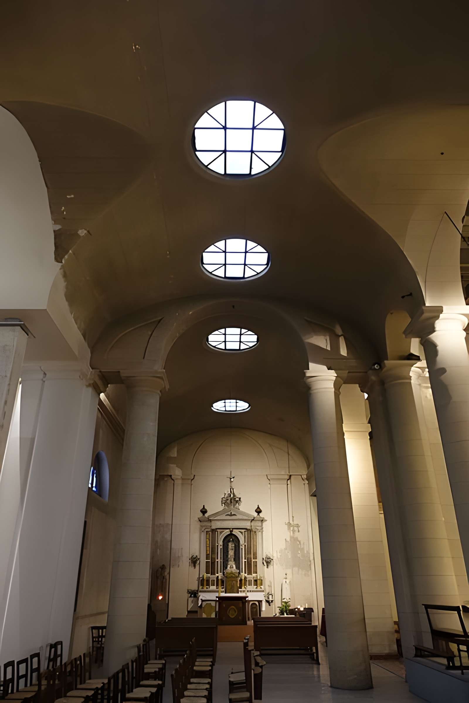 Église Saint-Pierre-du-Gros-Caillou à Paris