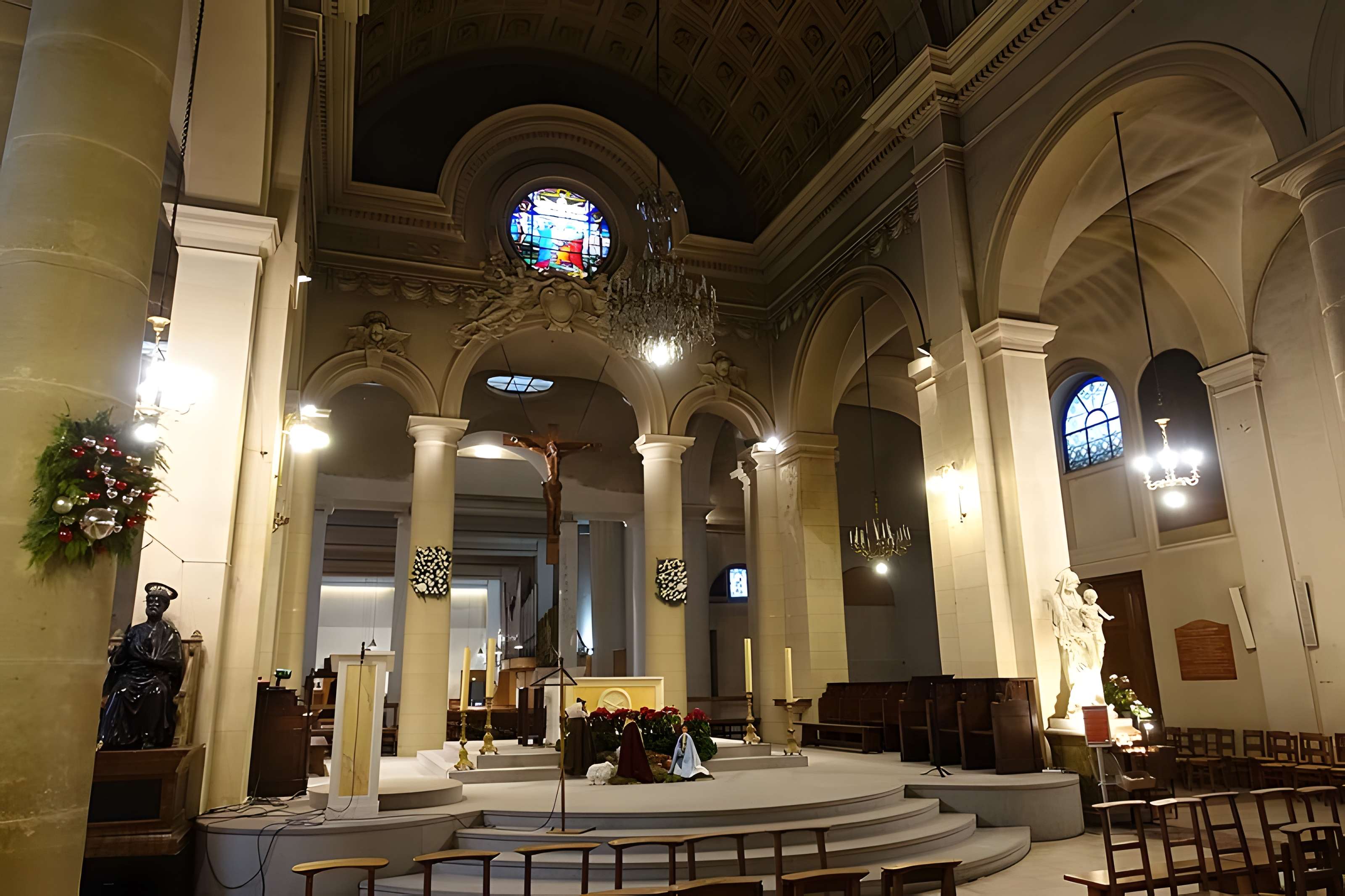 Église Saint-Pierre-du-Gros-Caillou à Paris