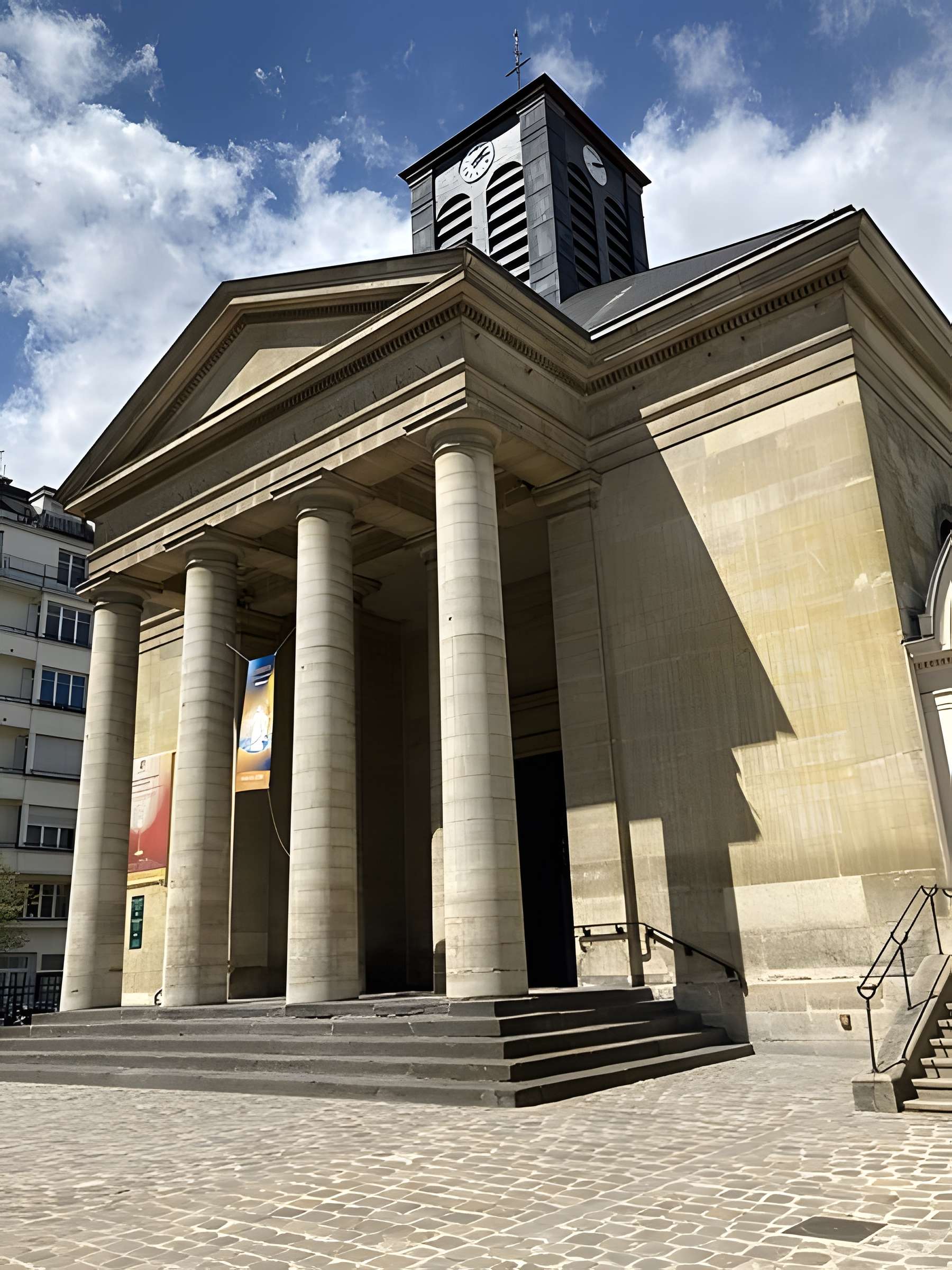 Église Saint-Pierre-du-Gros-Caillou à Paris