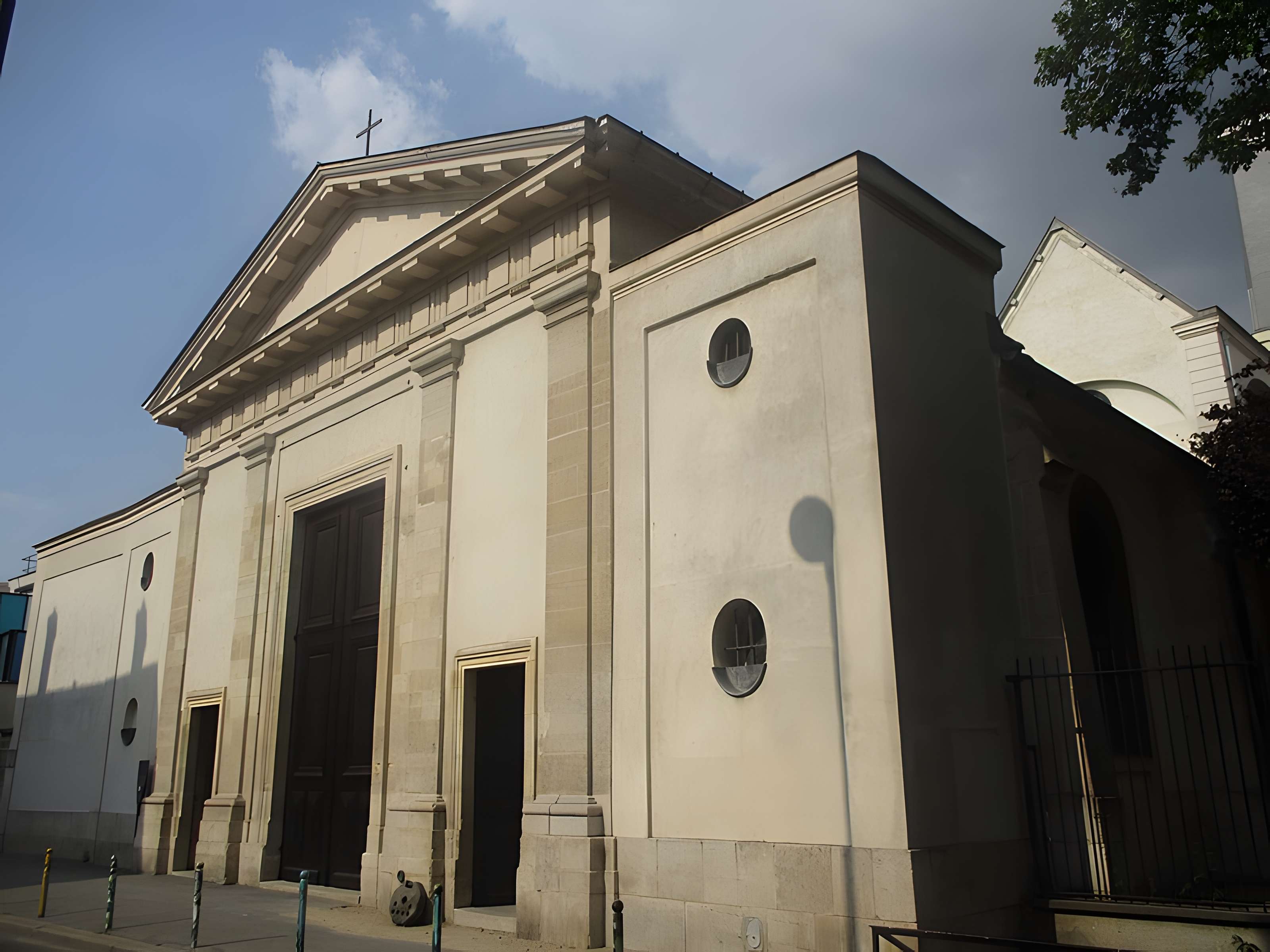 Église Sainte-Marguerite à Paris