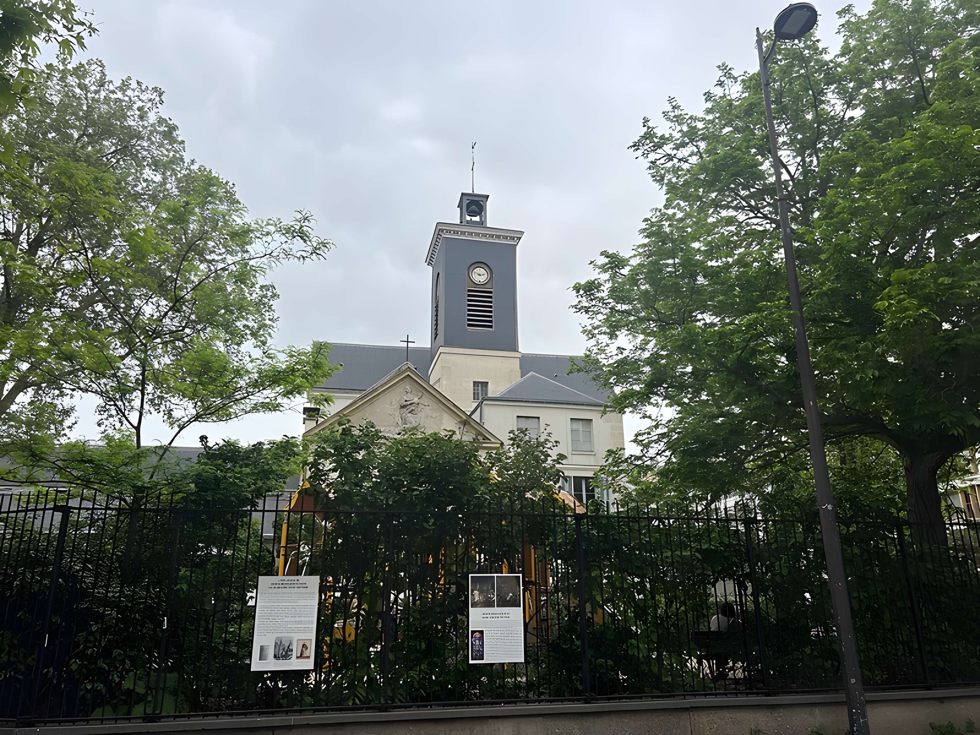 Église Sainte-Marguerite à Paris