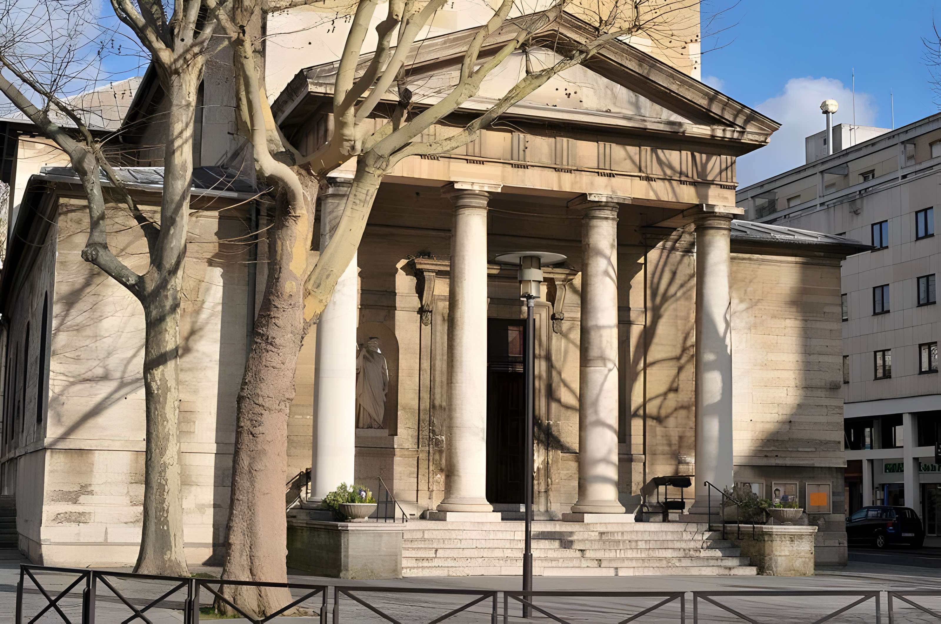 Église Notre-Dame-de-la-Nativité de Bercy à Paris