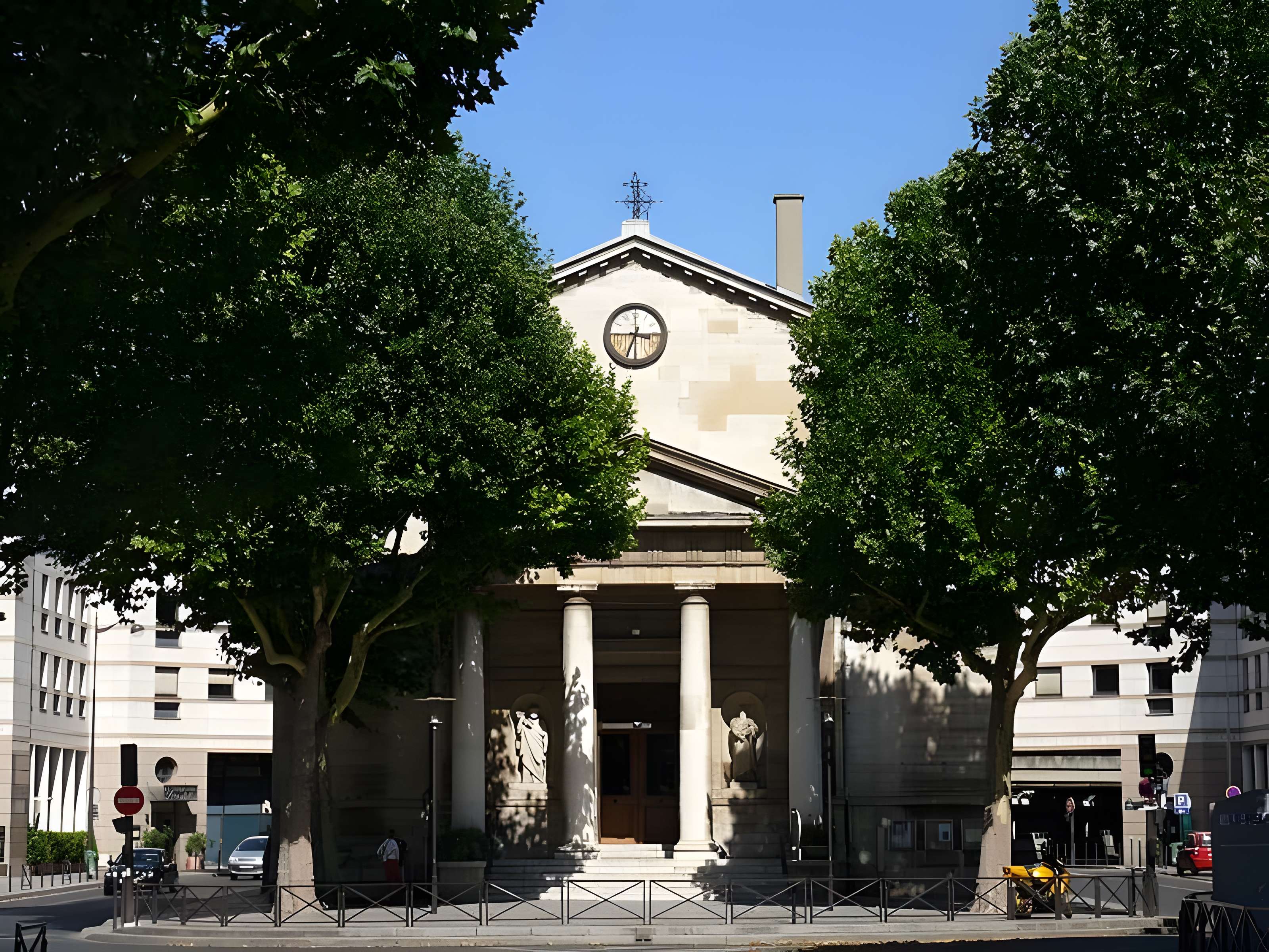 Église Notre-Dame-de-la-Nativité de Bercy à Paris
