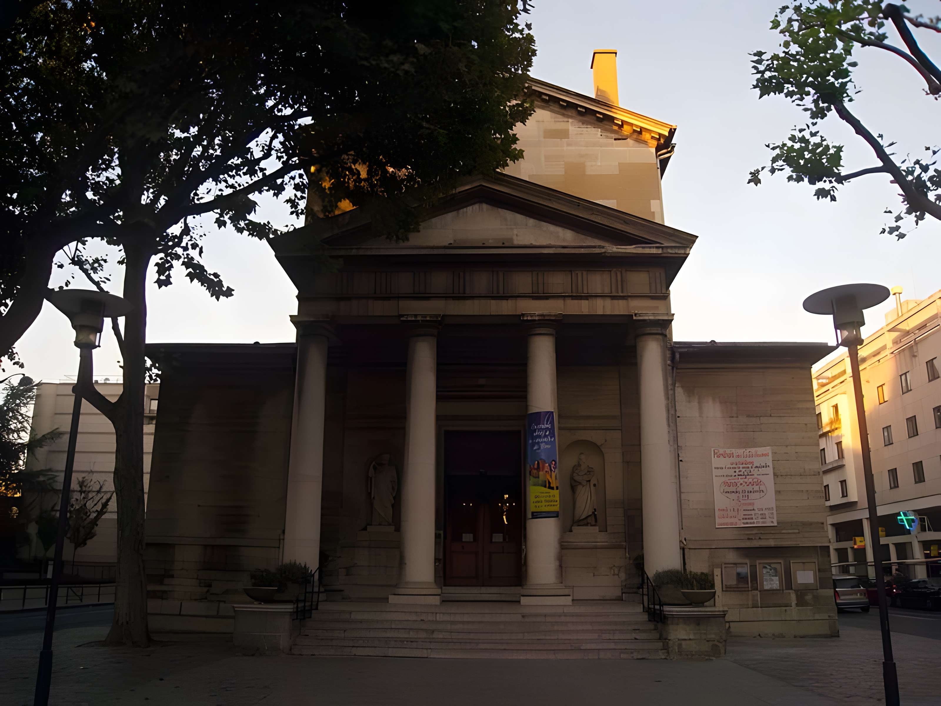Église Notre-Dame-de-la-Nativité de Bercy à Paris