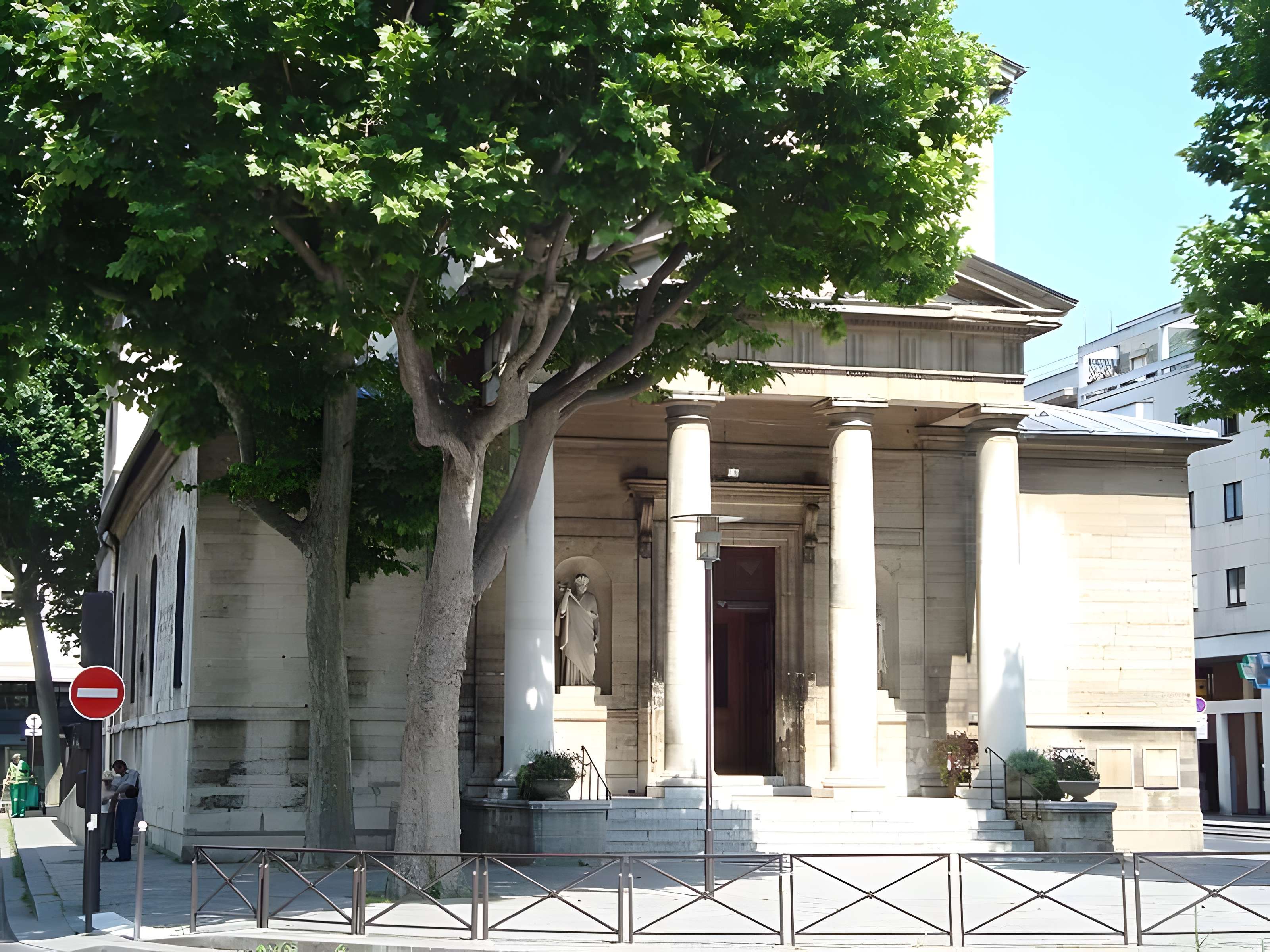 Église Notre-Dame-de-la-Nativité de Bercy à Paris