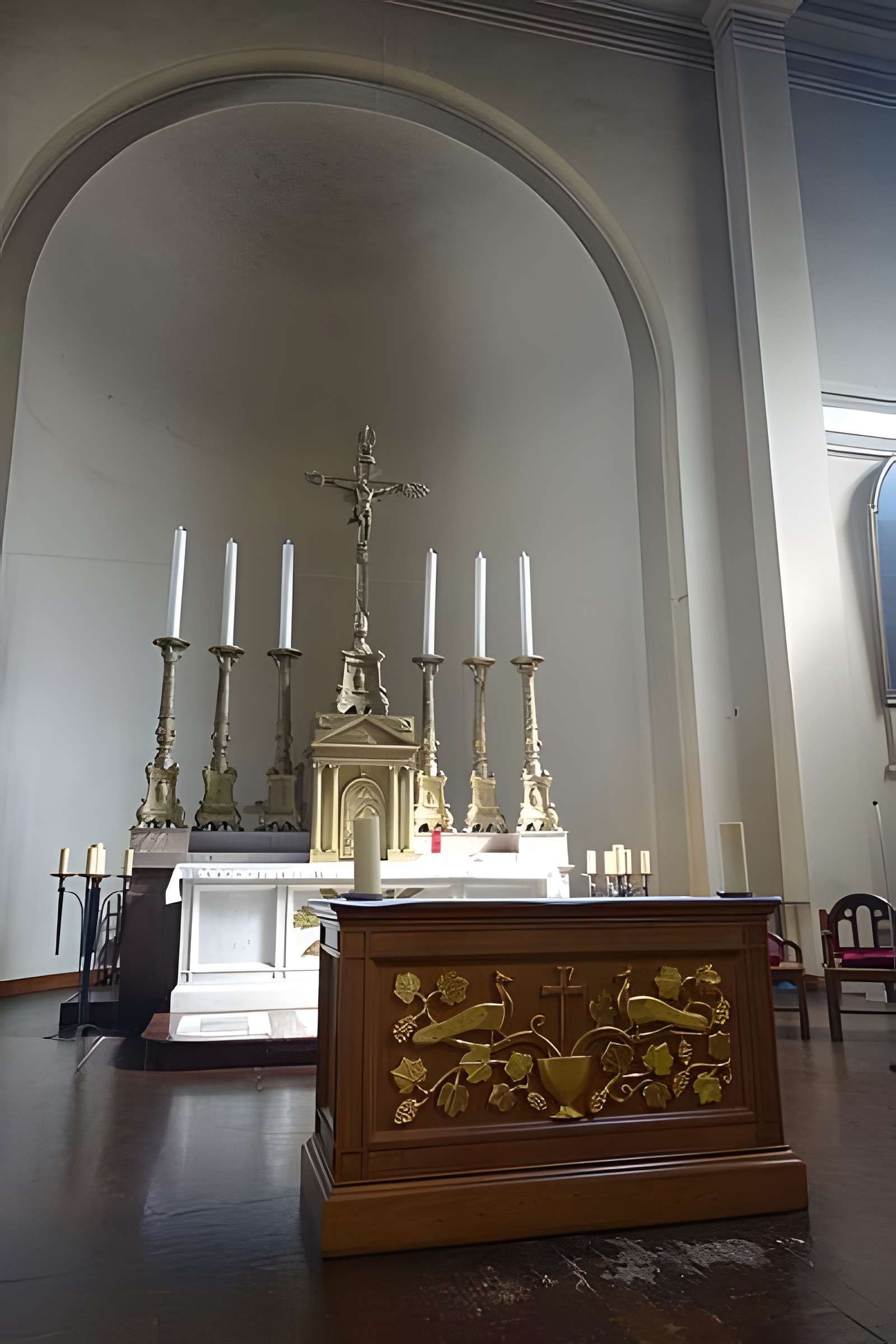 Église Notre-Dame-de-la-Nativité de Bercy à Paris