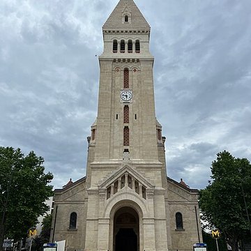 Église Saint-Pierre-de-Montrouge à Paris