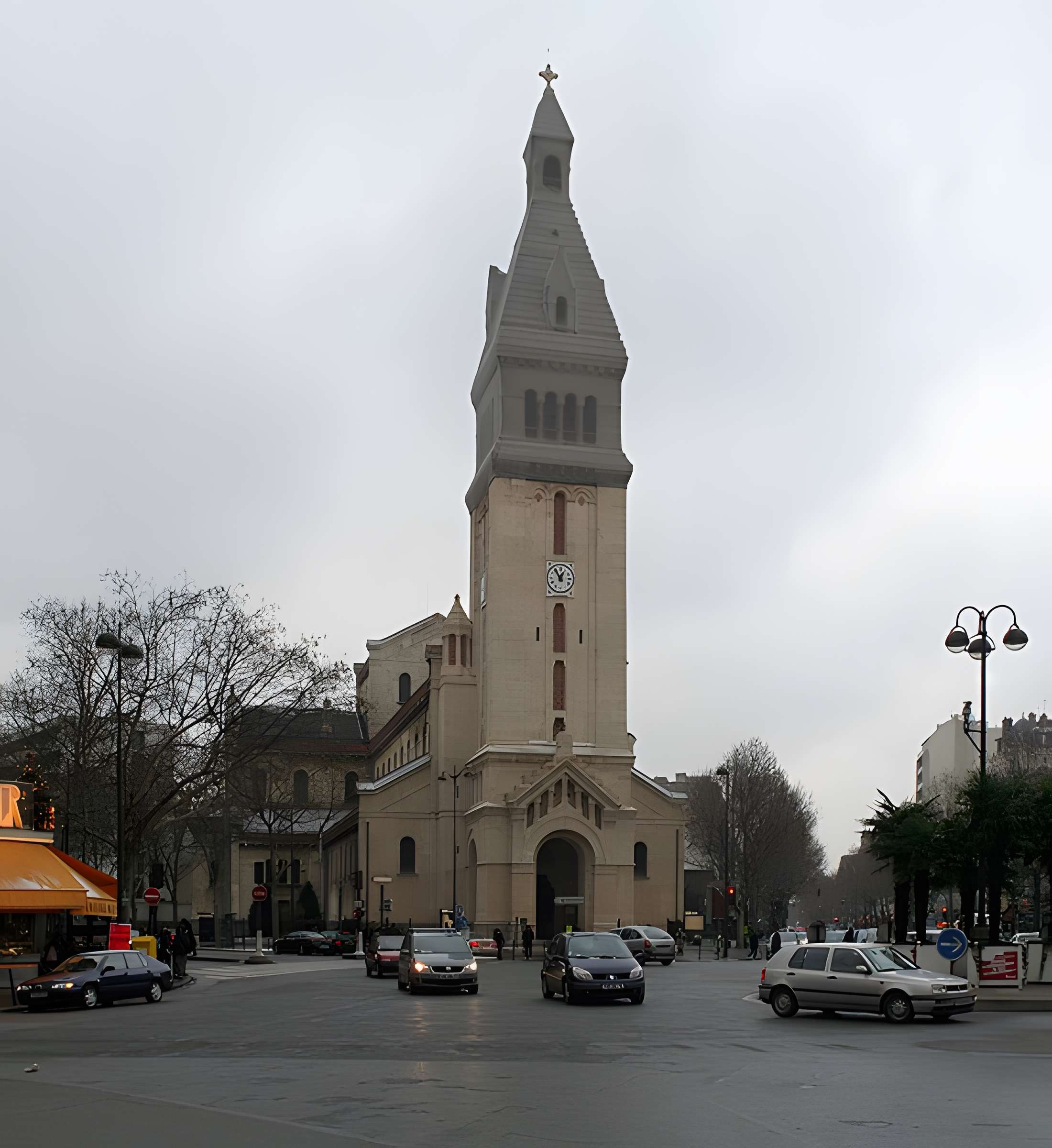 Église Saint-Pierre-de-Montrouge à Paris