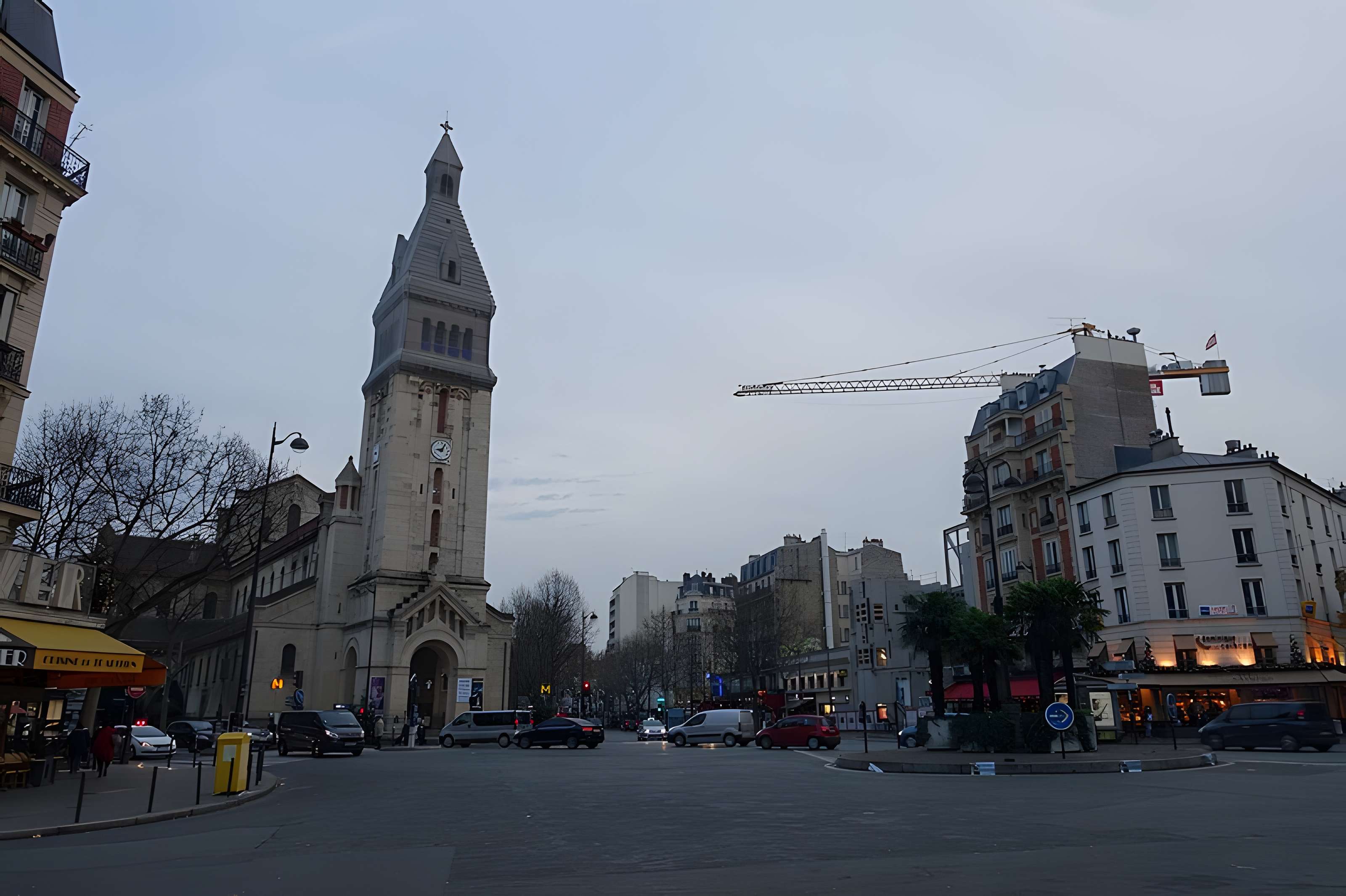 Église Saint-Pierre-de-Montrouge à Paris