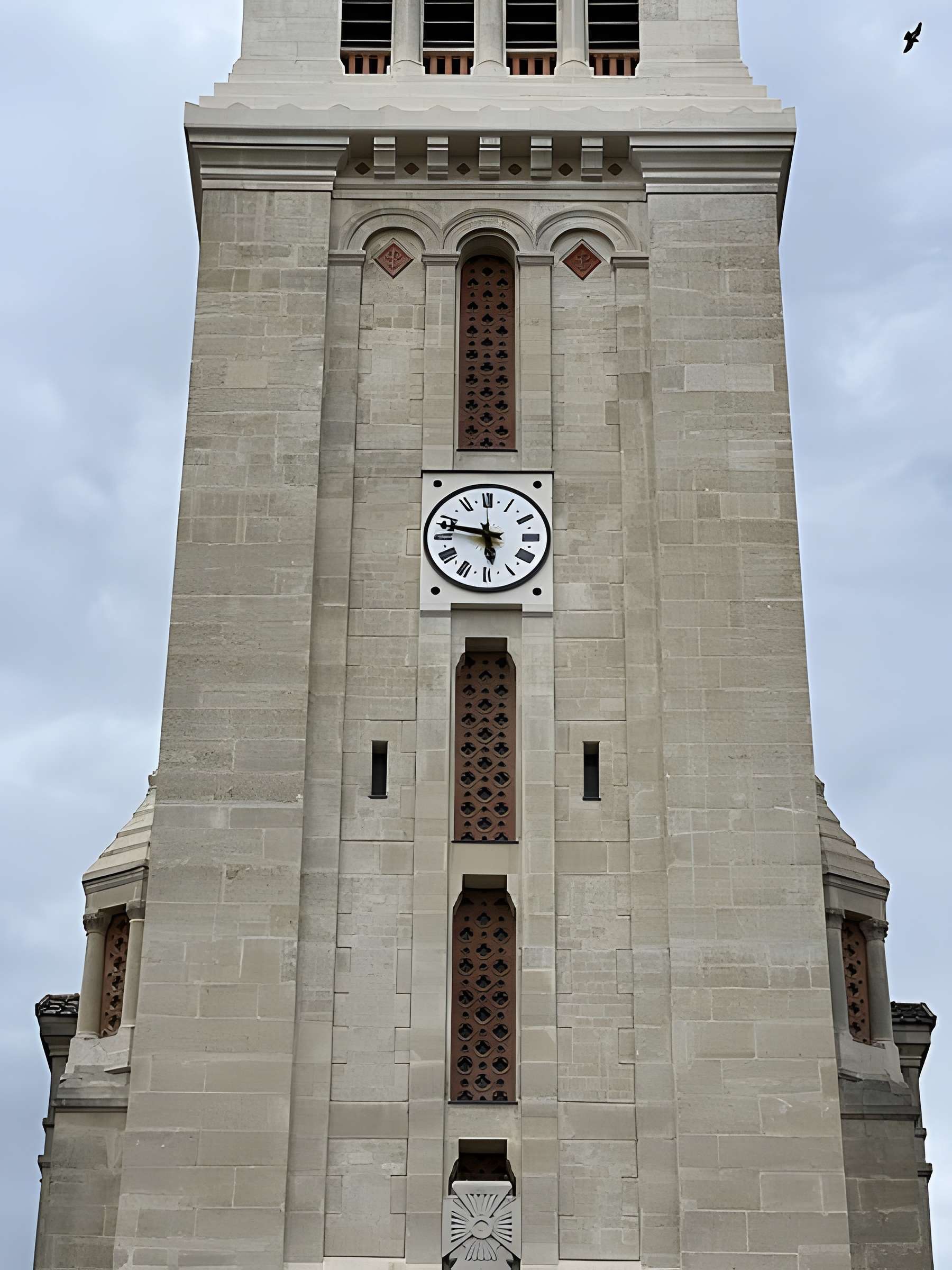 Église Saint-Pierre-de-Montrouge à Paris