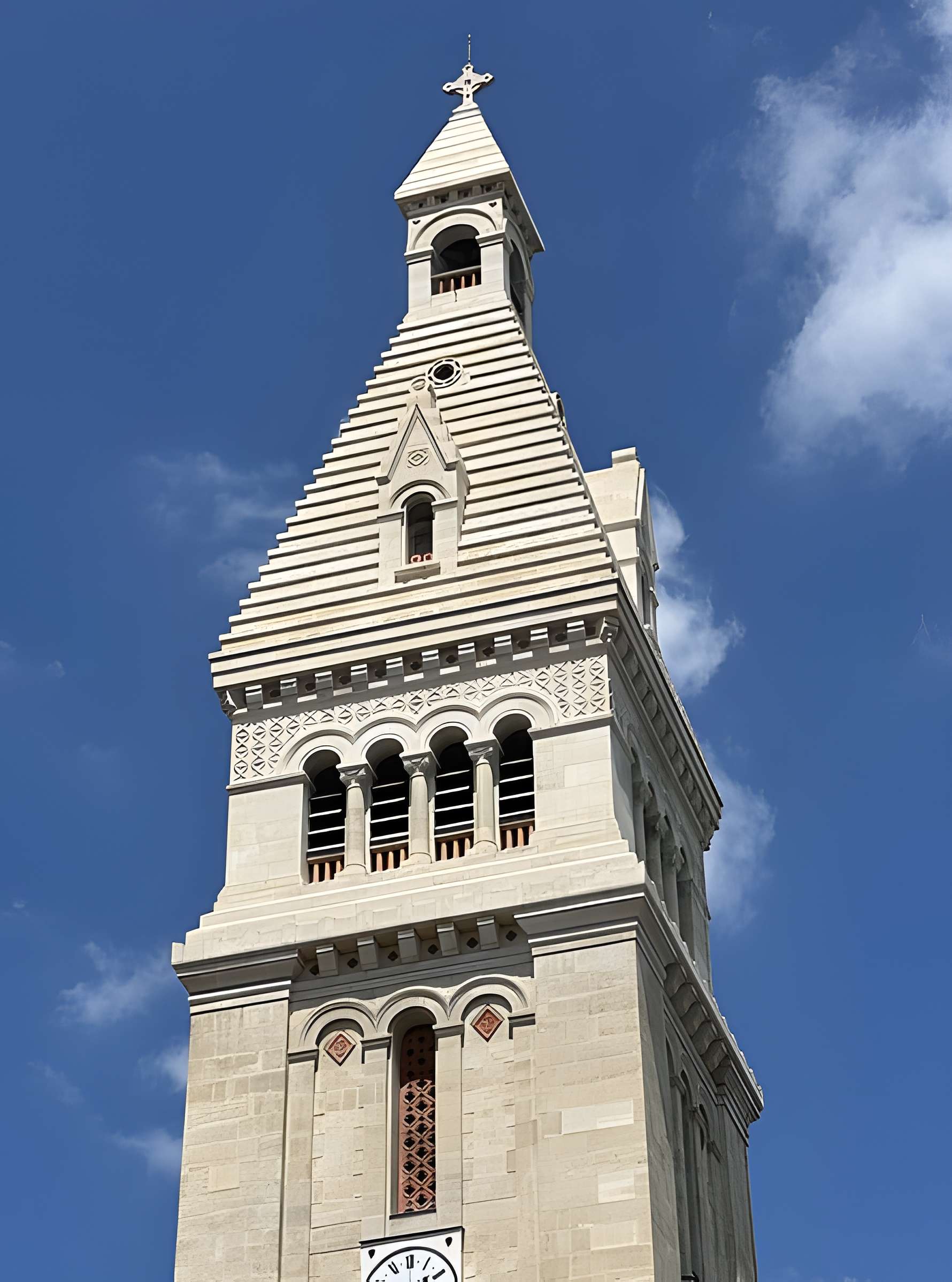 Église Saint-Pierre-de-Montrouge à Paris