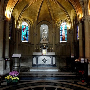 Église Notre-Dame-de-Compassion à Paris