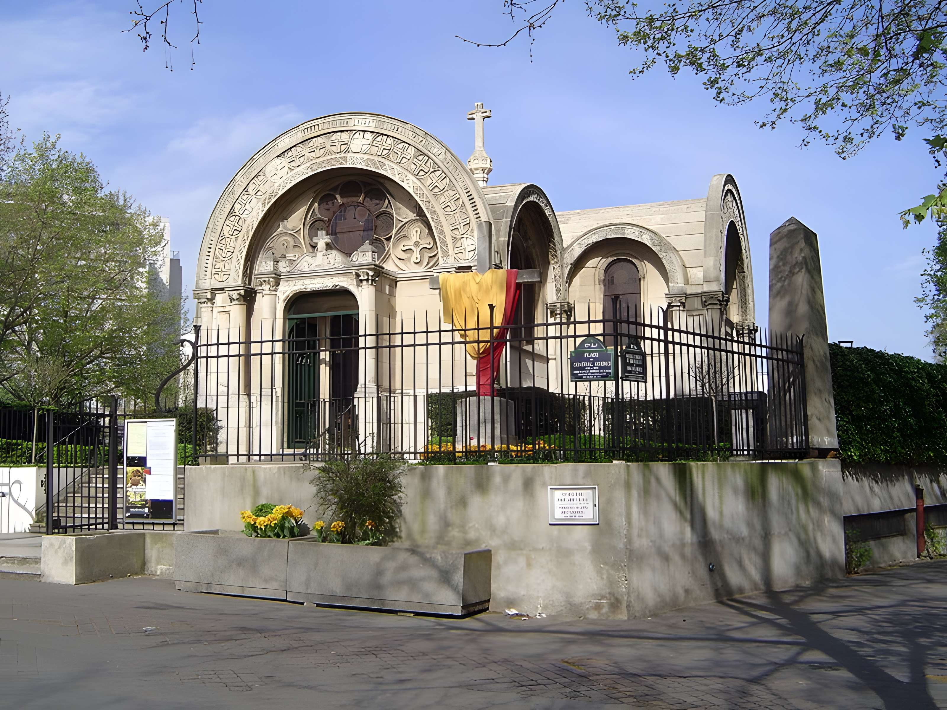 Église Notre-Dame-de-Compassion à Paris 