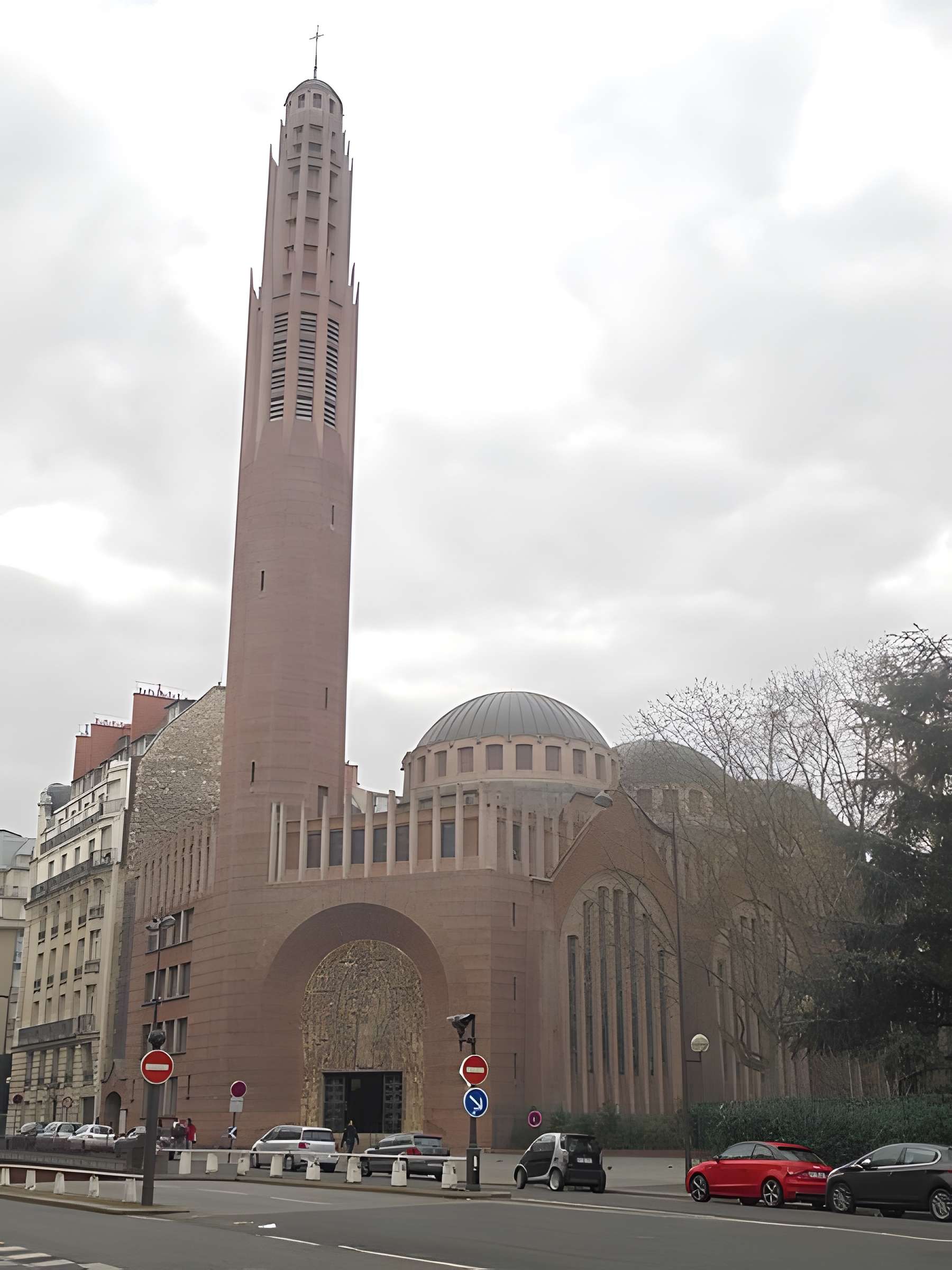 Église Sainte-Odile de Paris