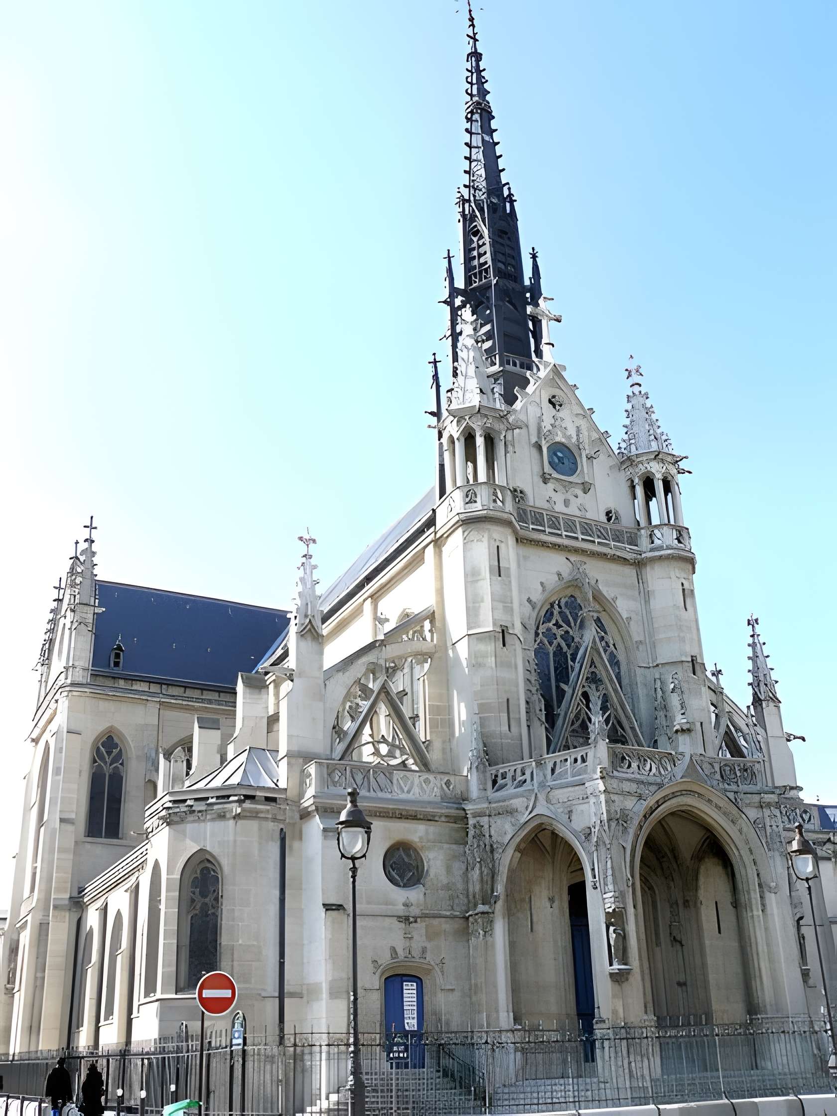 Église Saint-Bernard de la Chapelle à Paris 