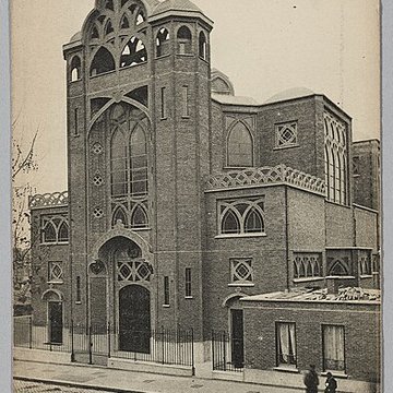 Église Saint-Jean de Montmartre à Paris