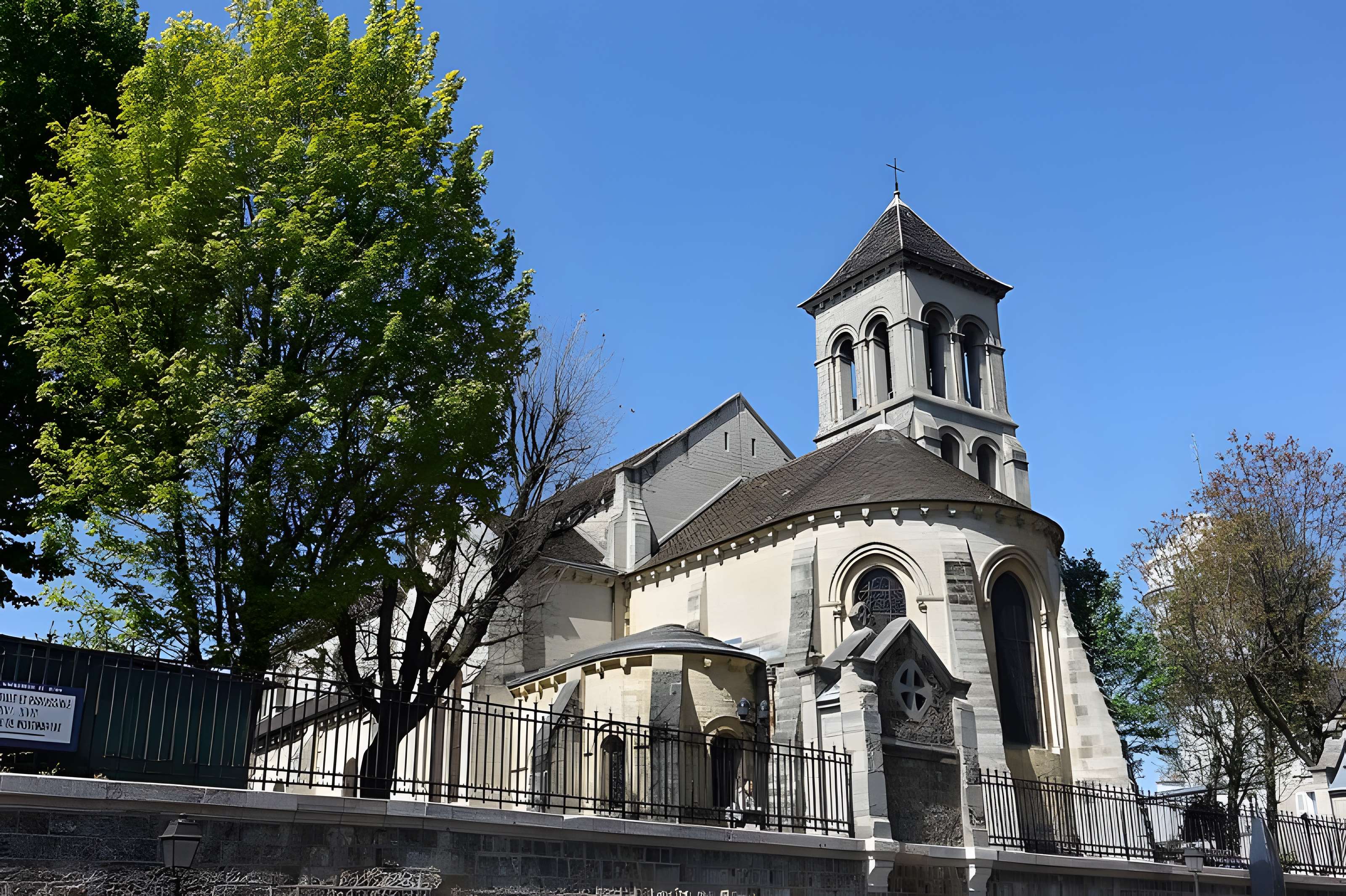 Église Saint-Jean de Montmartre à Paris