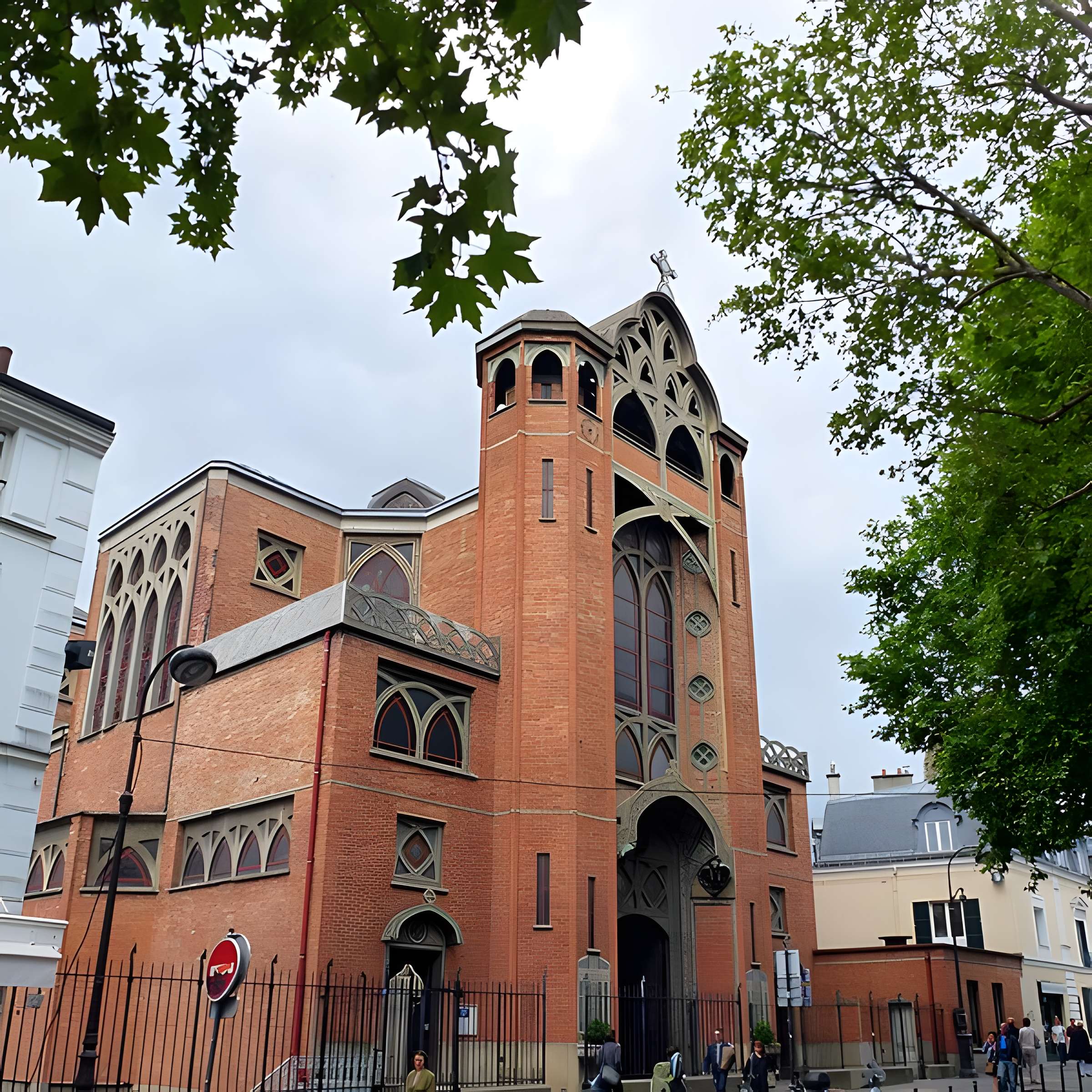 Église Saint-Jean de Montmartre à Paris