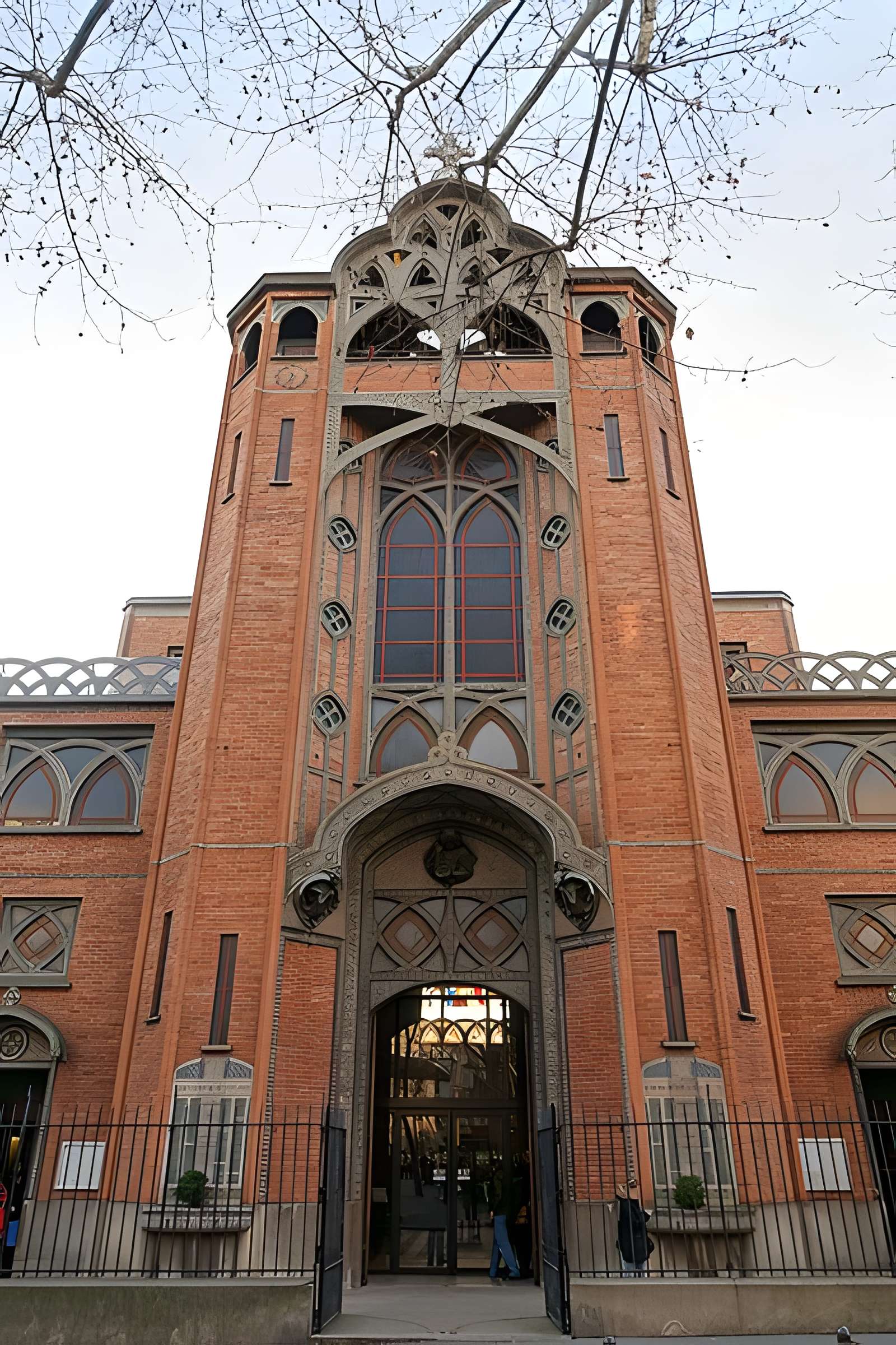 Église Saint-Jean de Montmartre à Paris
