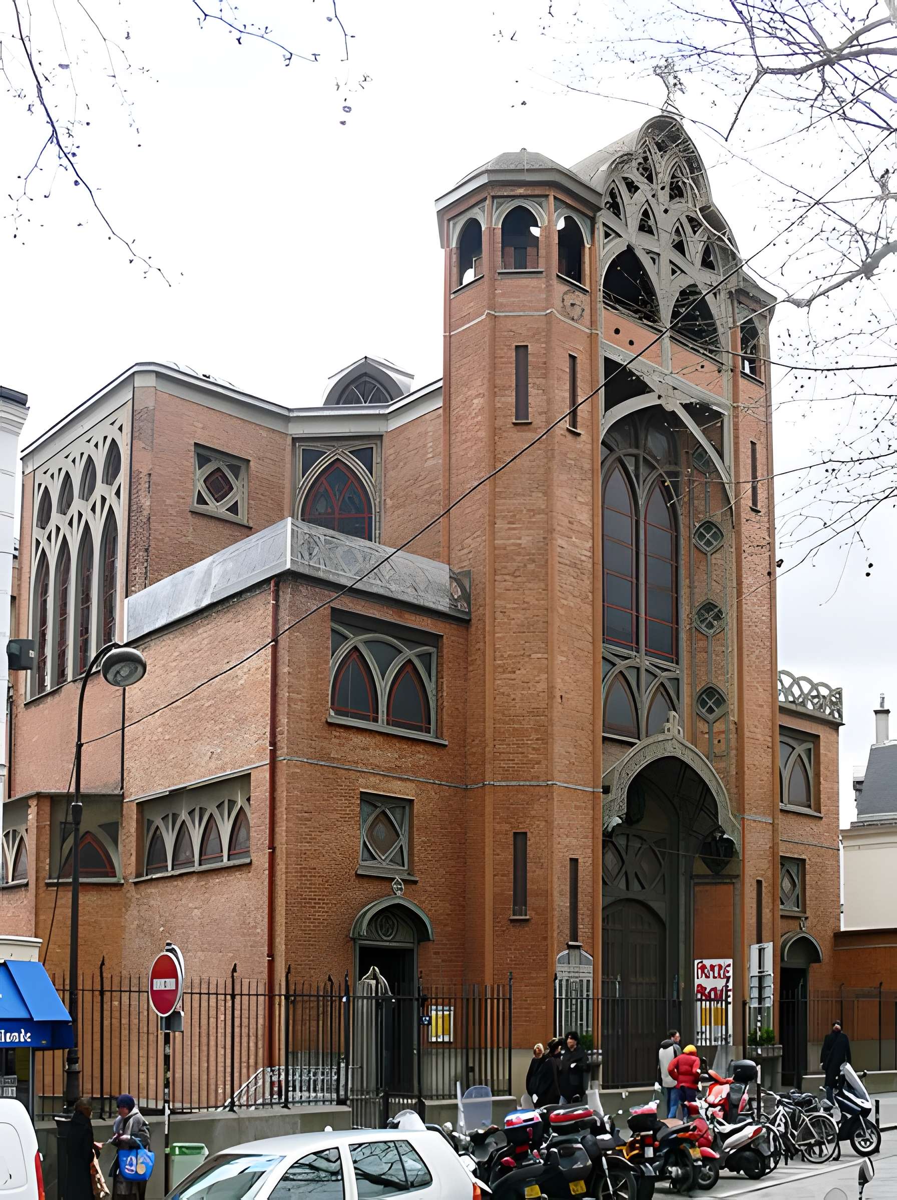 Église Saint-Jean de Montmartre à Paris