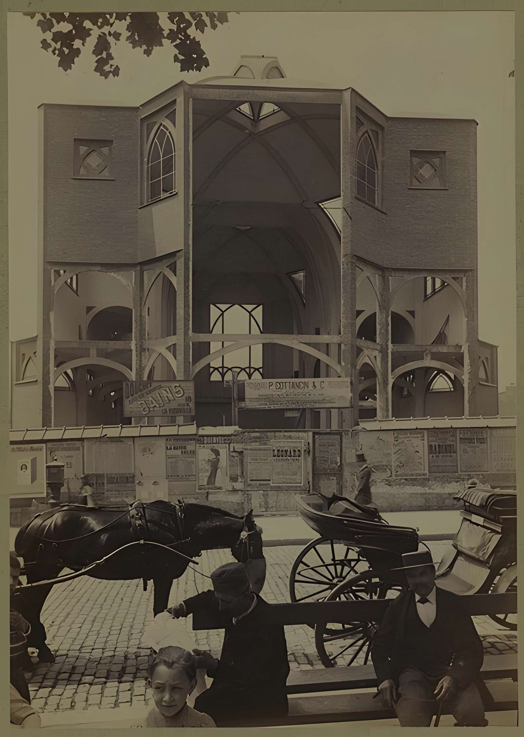 Église Saint-Jean de Montmartre à Paris