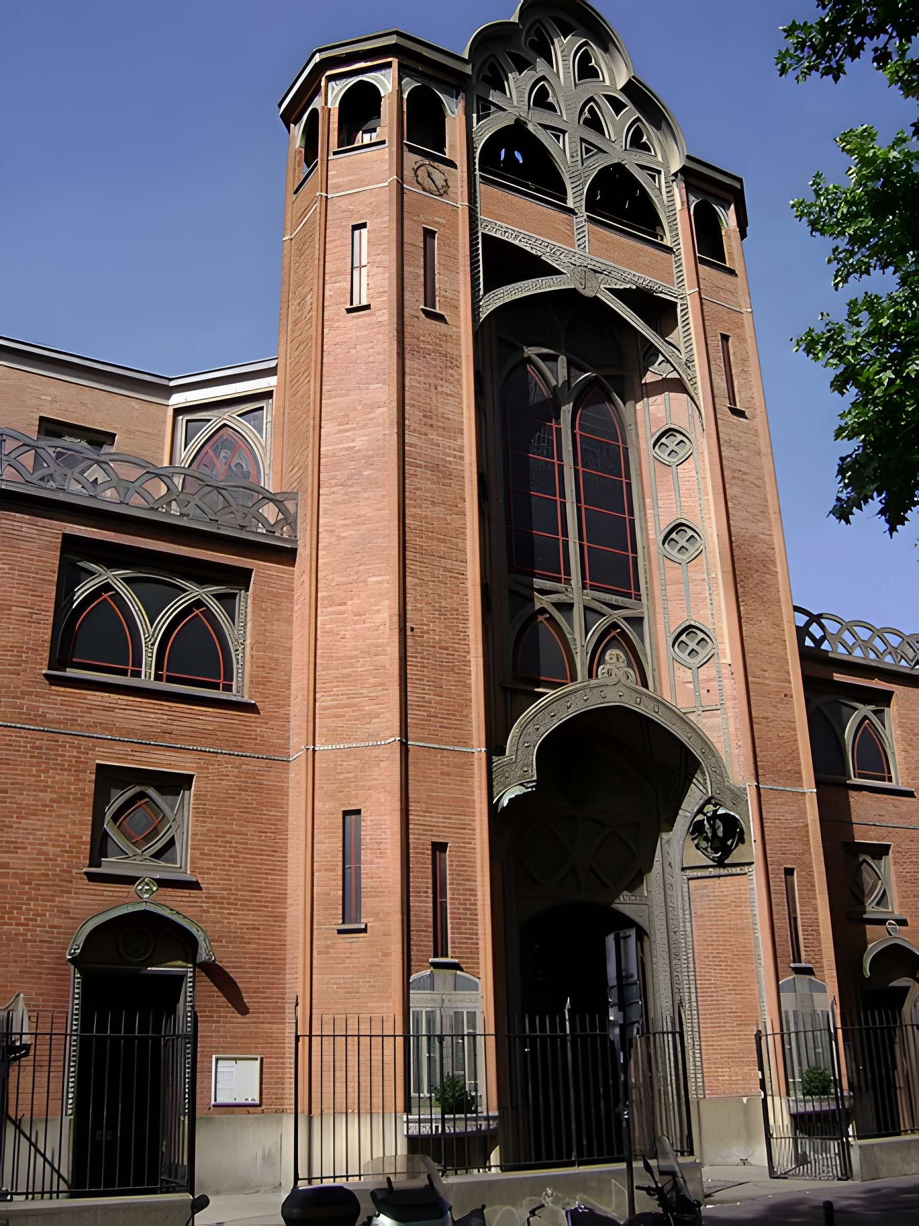 Église Saint-Jean de Montmartre à Paris