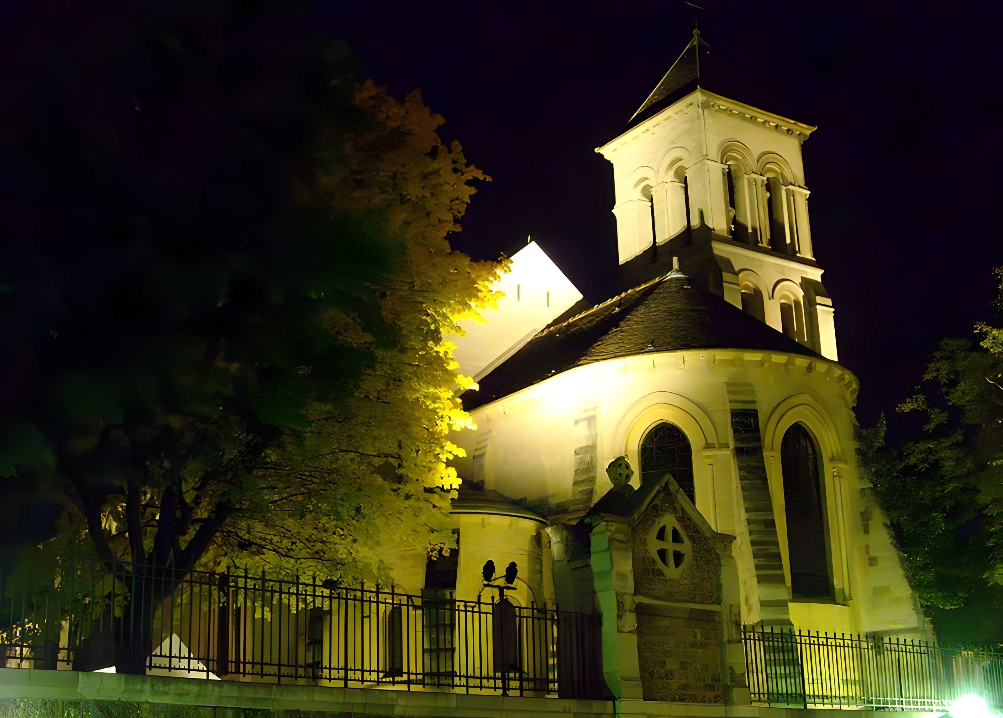 Église Saint-Jean de Montmartre à Paris