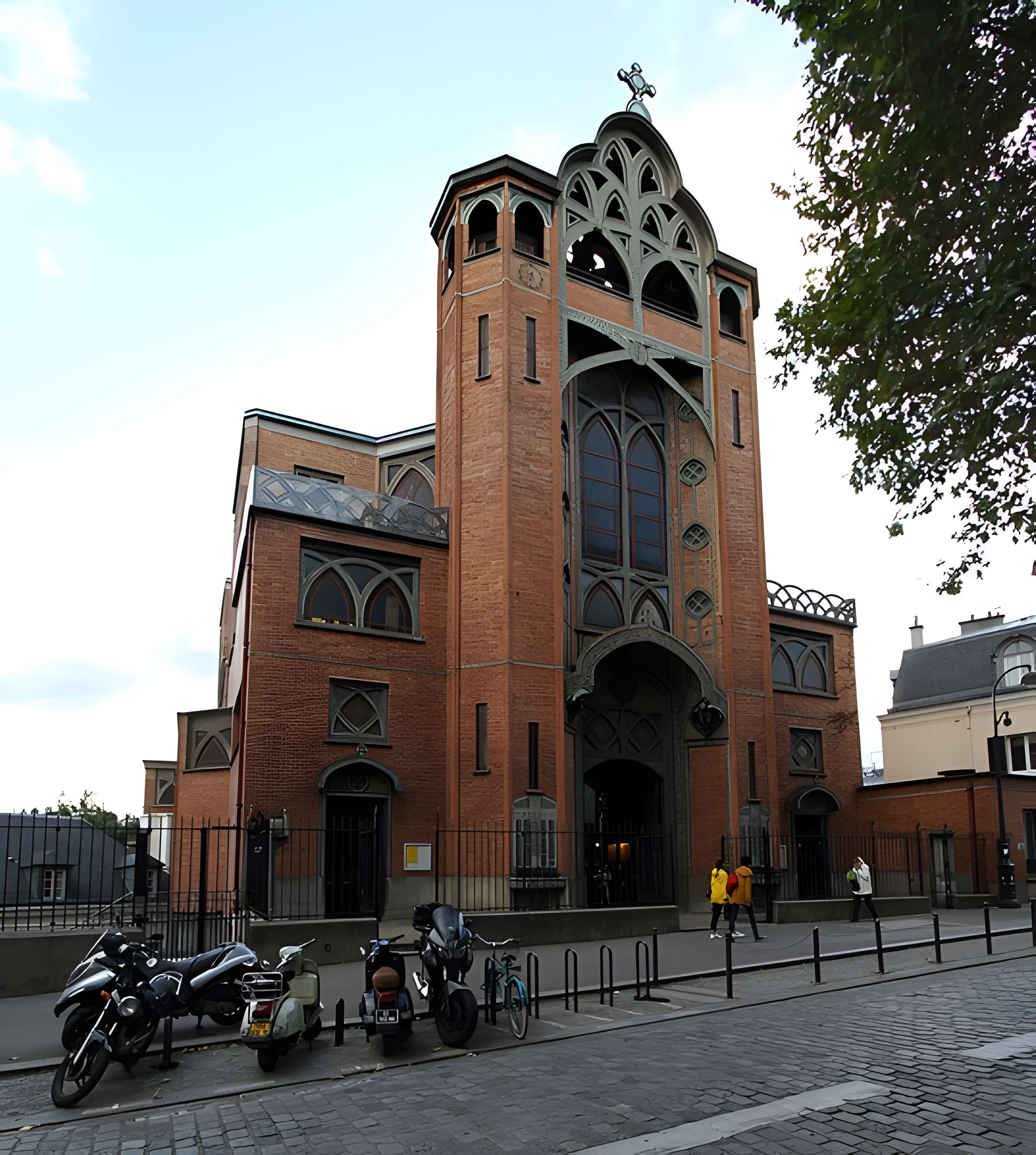 Église Saint-Jean de Montmartre à Paris