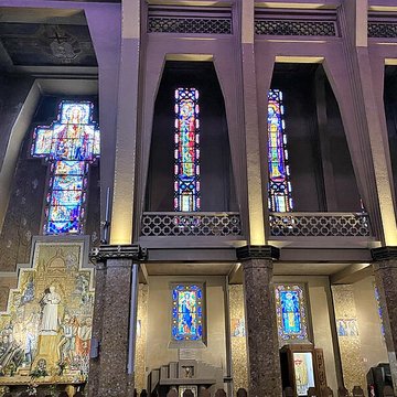 Église Saint-Jean-Bosco à Paris