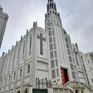 Église Saint-Jean-Bosco à Paris