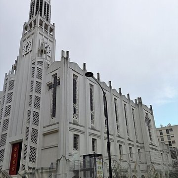 Église Saint-Jean-Bosco à Paris