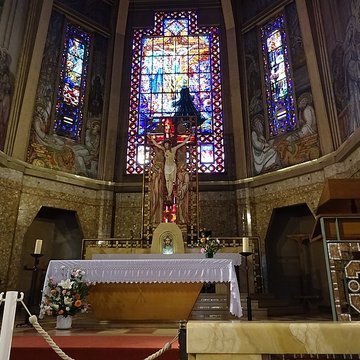 Église Saint-Jean-Bosco à Paris
