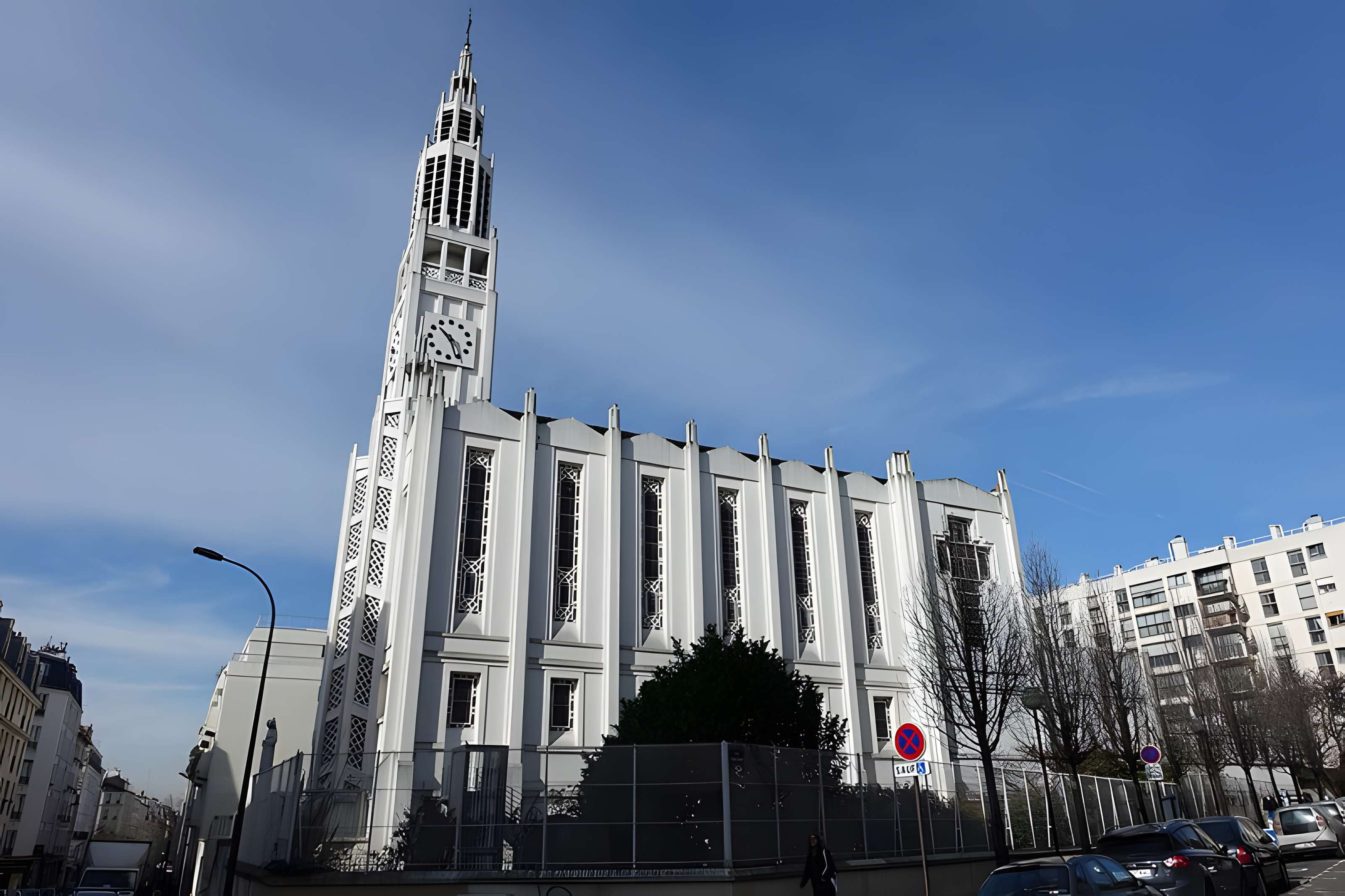 Église Saint-Jean-Bosco à Paris