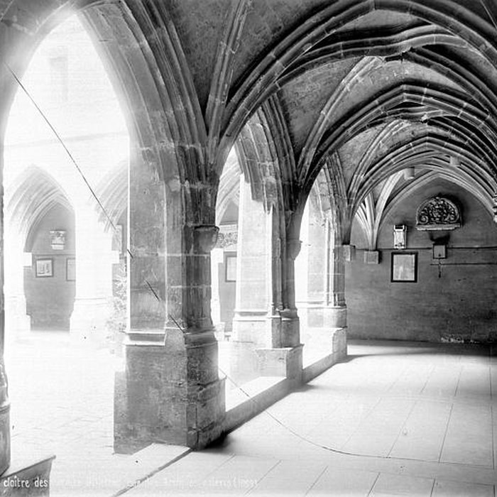 Photo de Temple des Billettes ancien couvent des Carmes-Billettes