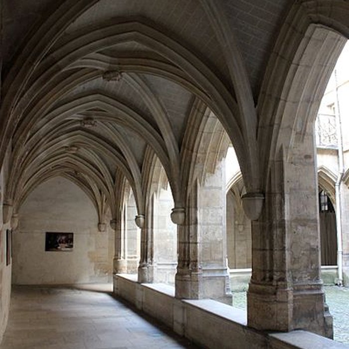 Photo de Temple des Billettes ancien couvent des Carmes-Billettes