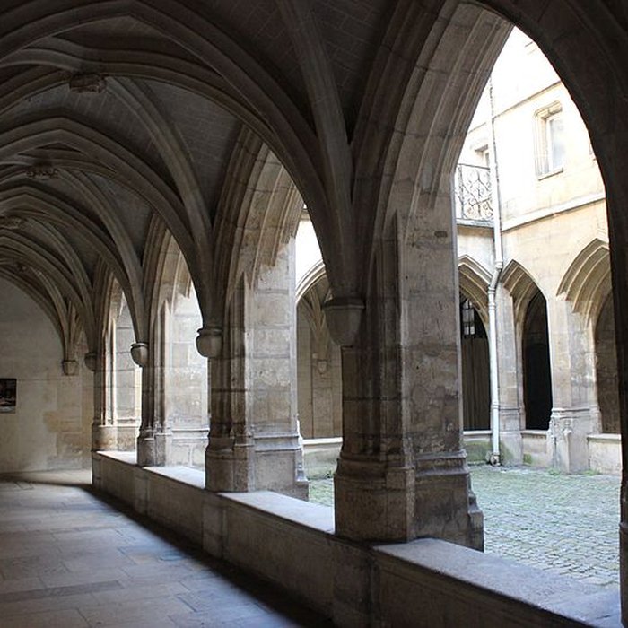 Photo de Temple des Billettes ancien couvent des Carmes-Billettes