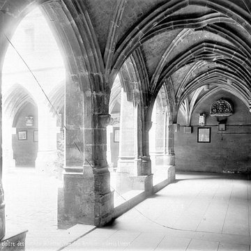 Temple des Billettes ancien couvent des Carmes-Billettes