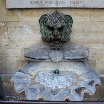 Fontaine de la Croix du Trahoir à Paris