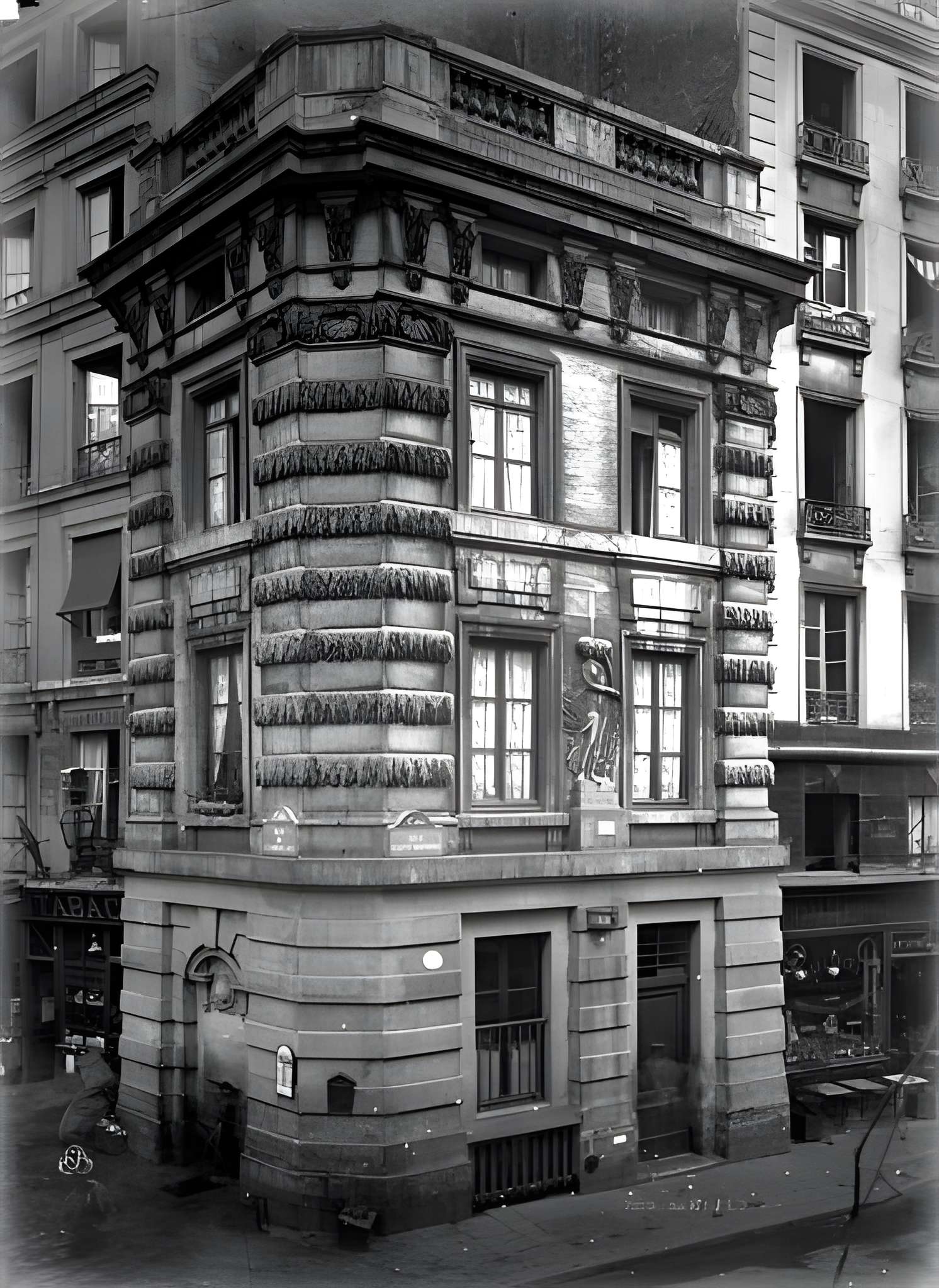 Fontaine de la Croix du Trahoir à Paris