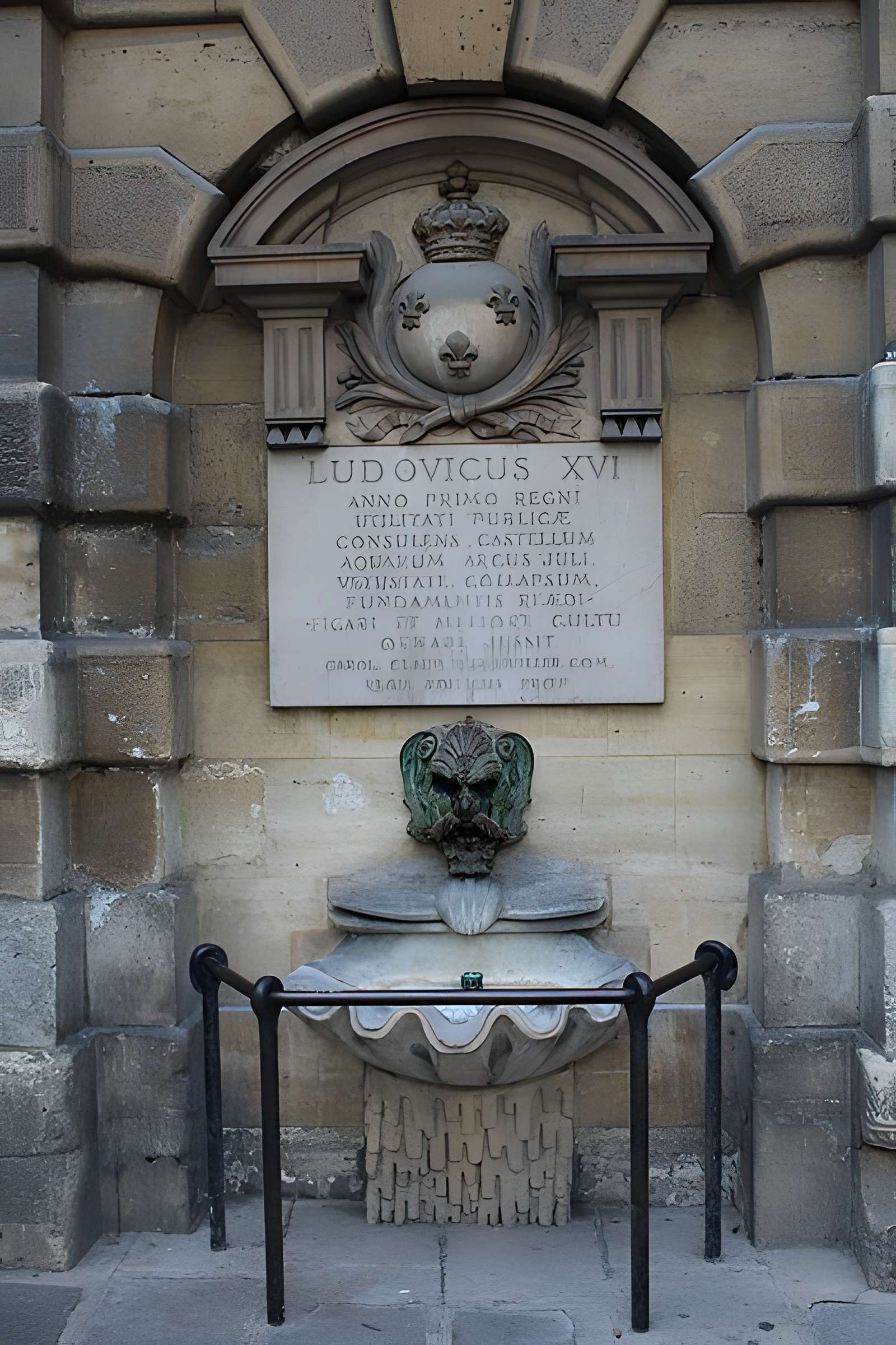Fontaine de la Croix du Trahoir à Paris