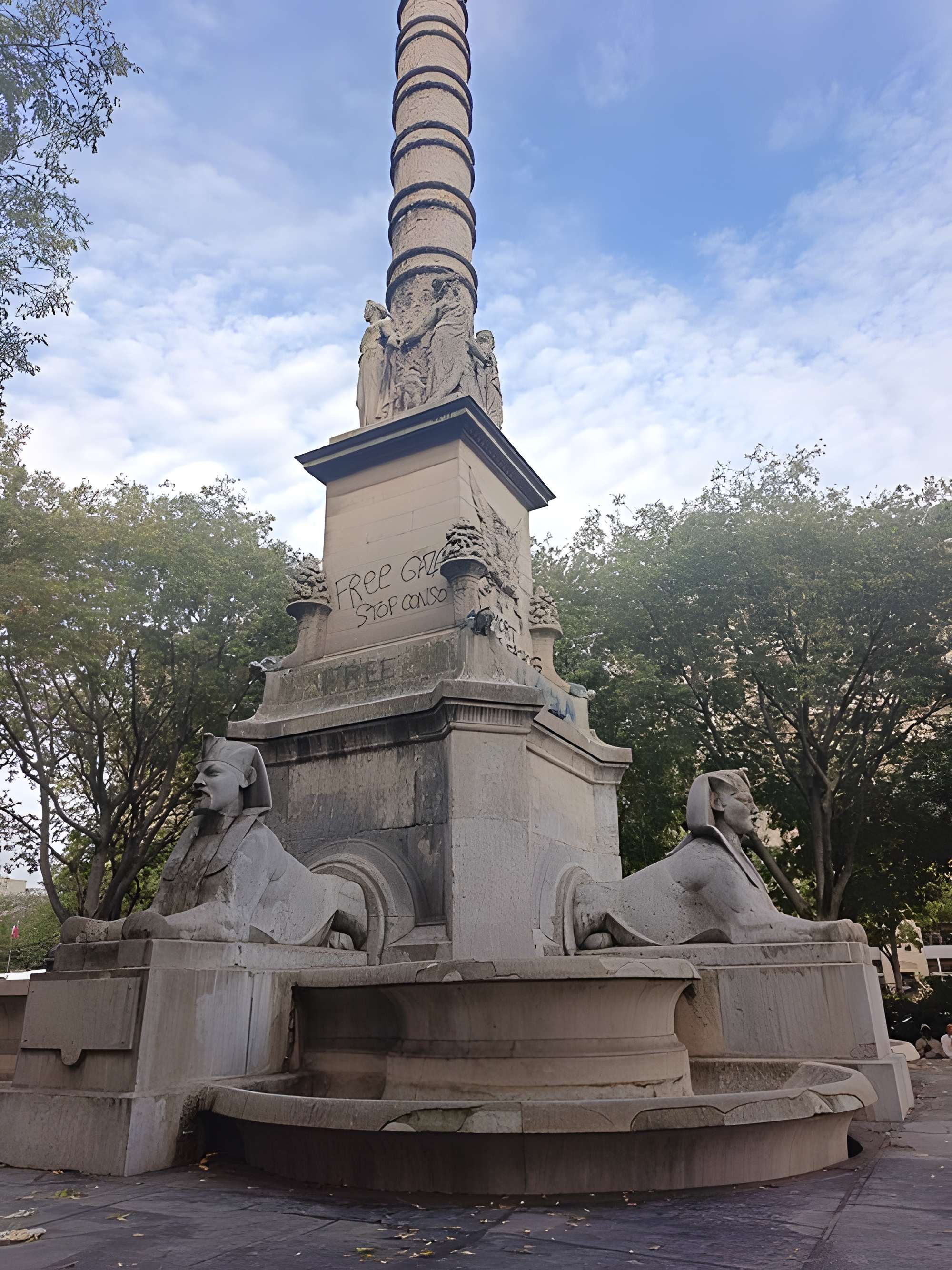 Fontaine du Palmier à Paris