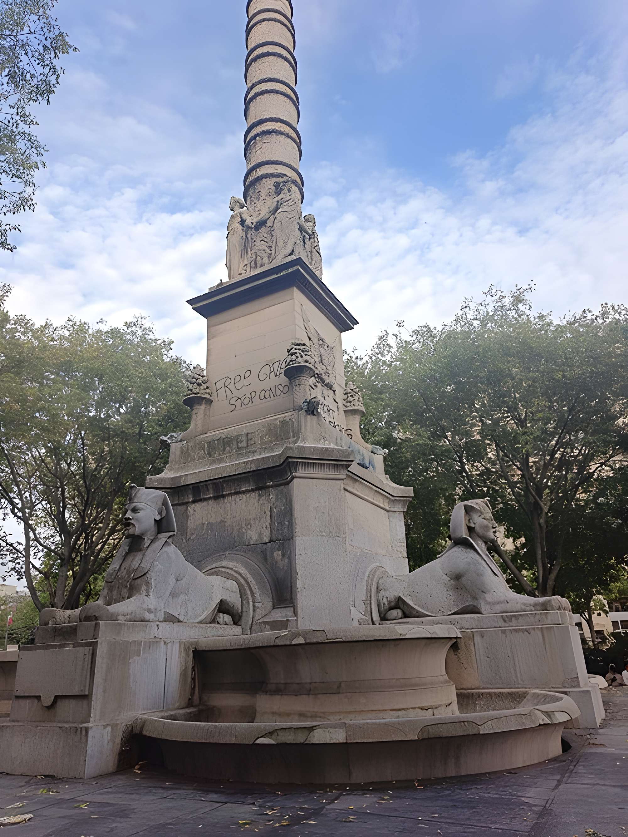 Fontaine du Palmier à Paris