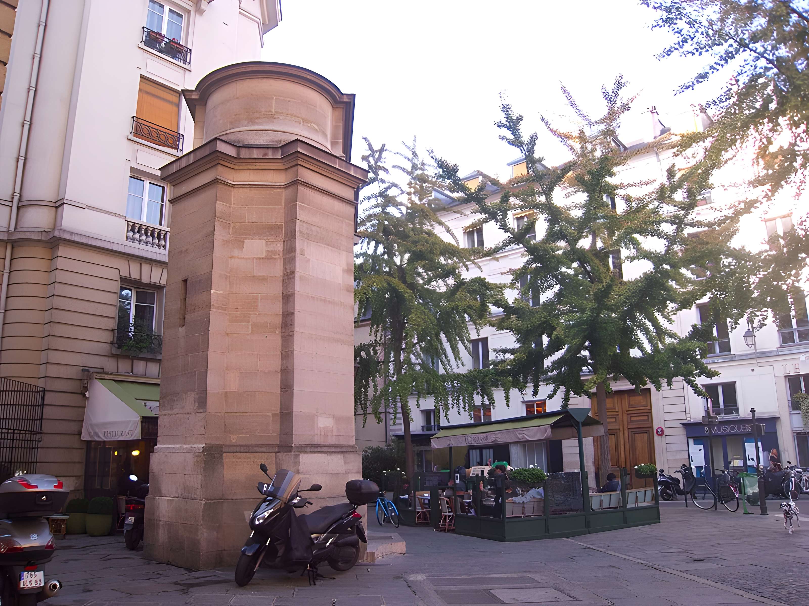 Fontaine publique des Haudriettes