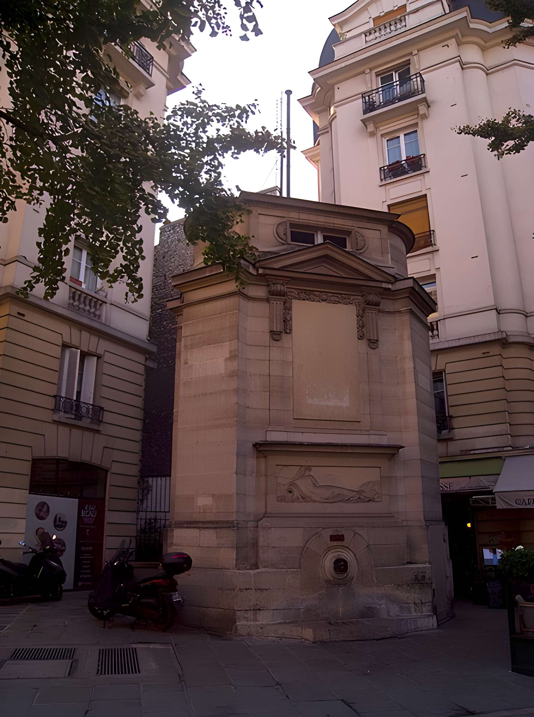 Fontaine publique des Haudriettes