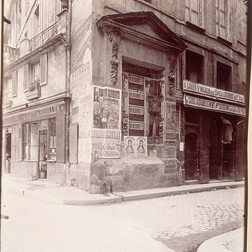 Fontaine des Guillemites à Paris