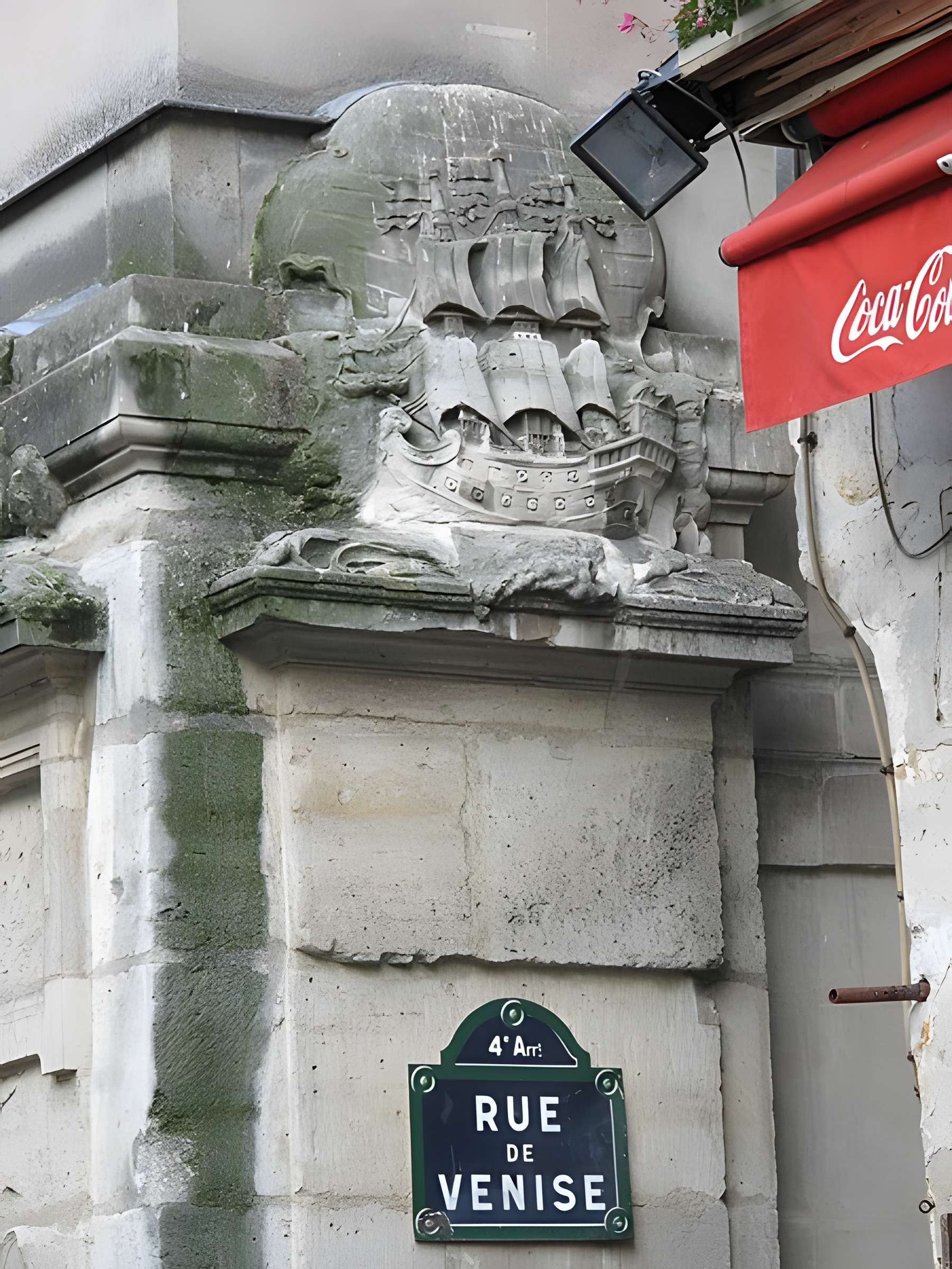 Fontaine Maubuée à Paris